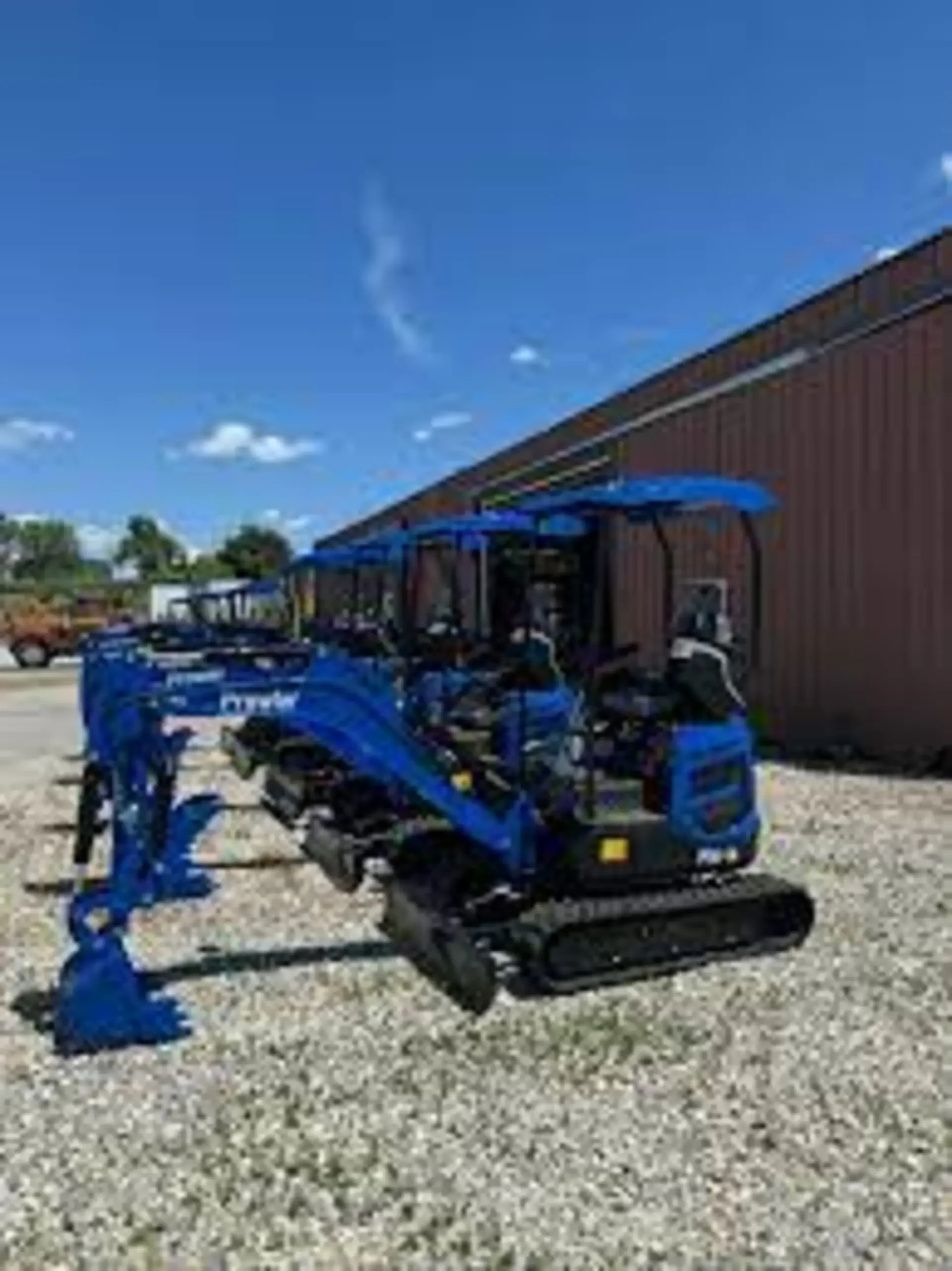 Mini Excavator $275/Day