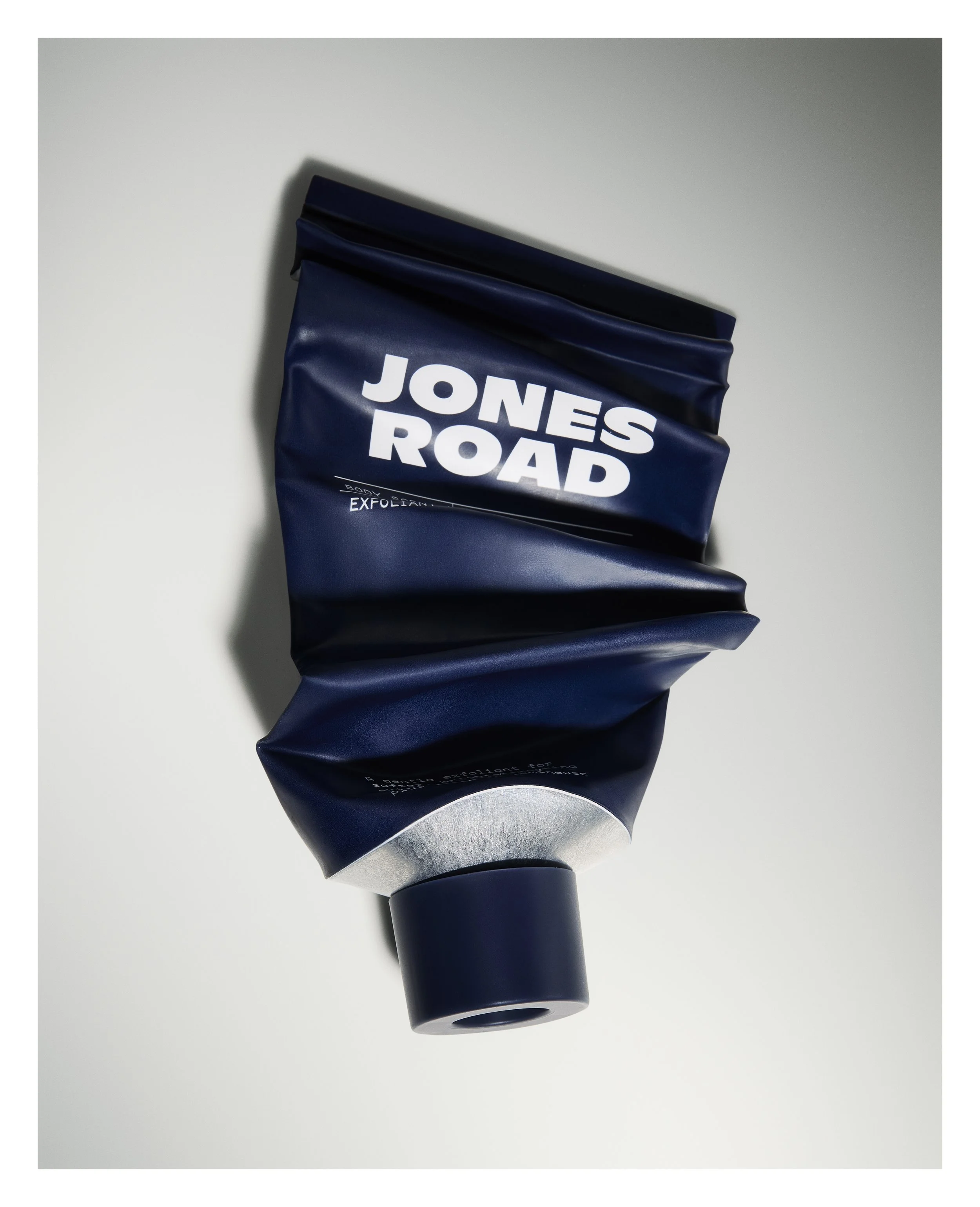 11_JONES_ROAD_260212_HEARST_HNA_STUDIOS_029_RT.jpg