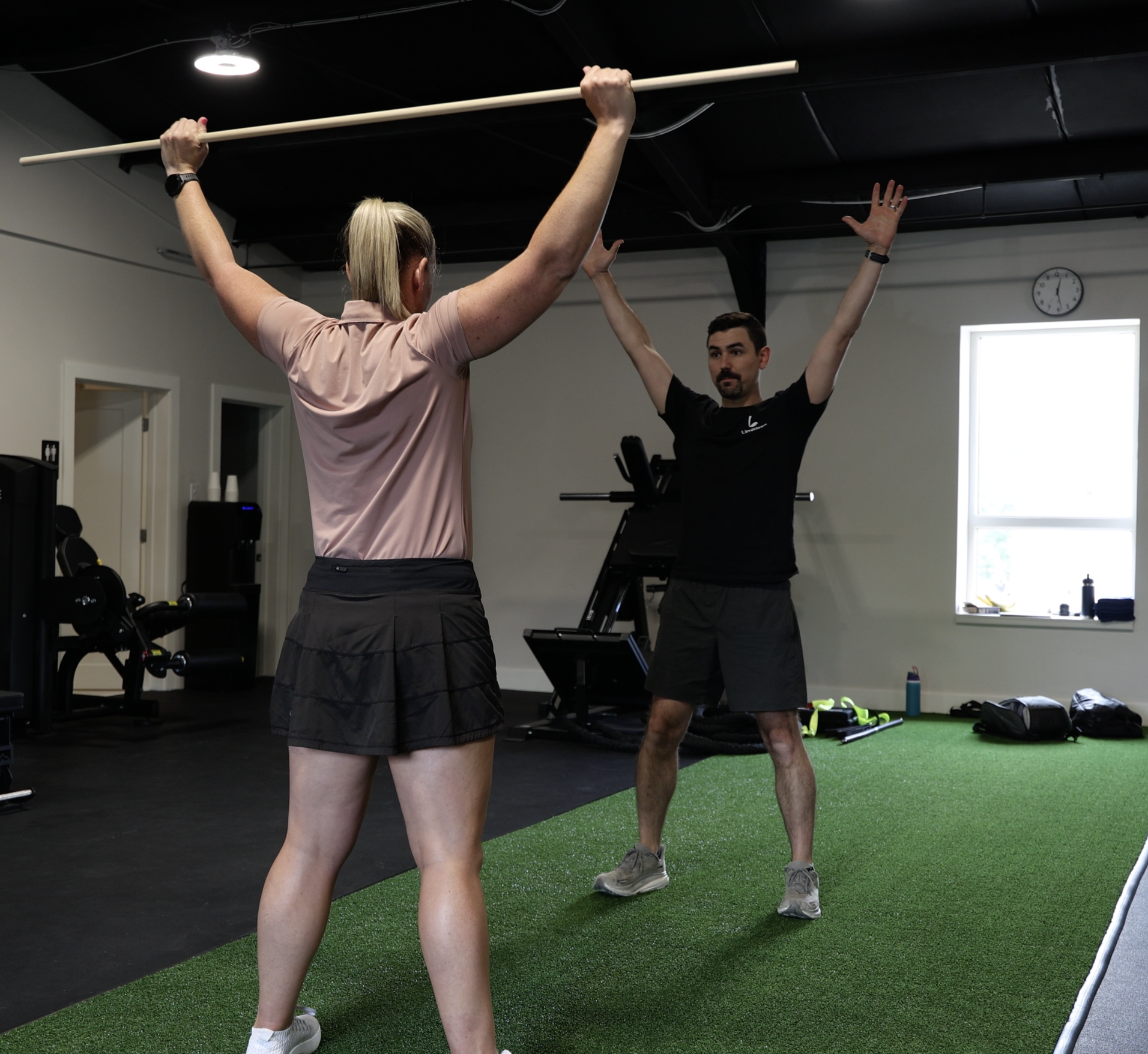 Tips From a Trainer: A 5-Minute Golf Warm-Up That Actually Matters