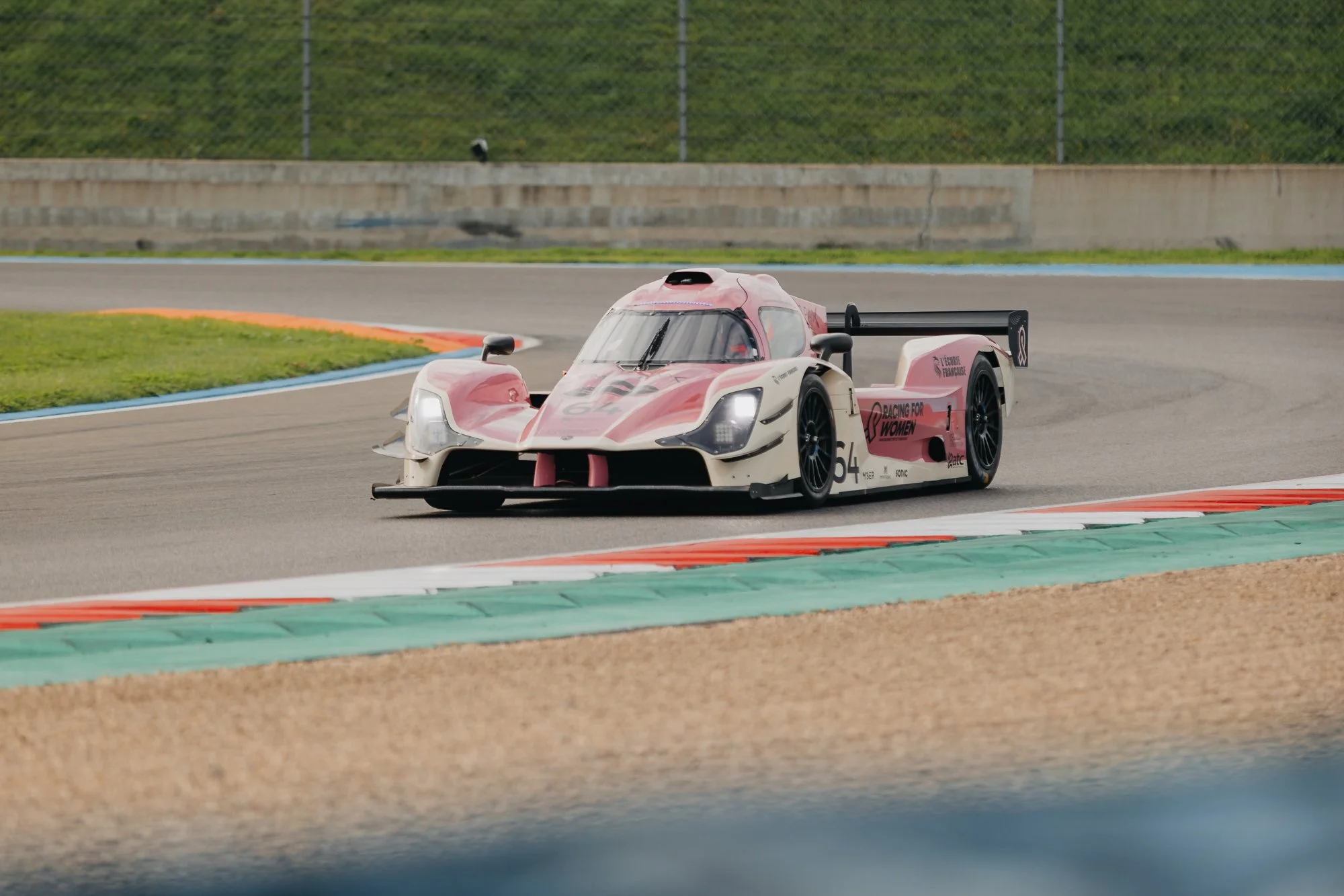UCS Round 2 : Magny-Cours