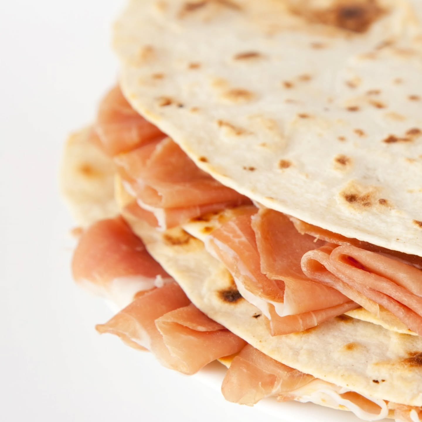 Never had Piadina? Your taste buds are in for a treat. 🤤

What&rsquo;s thin, golden, and older than your grandma&rsquo;s best-kept secret #recipe?

Straight from Emilia-Romagna, beloved by generations, and devoured by both #farmers &amp; kings, #pia