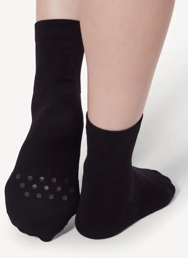 H072 - LifeKnit Sox ll Black(2).jpg