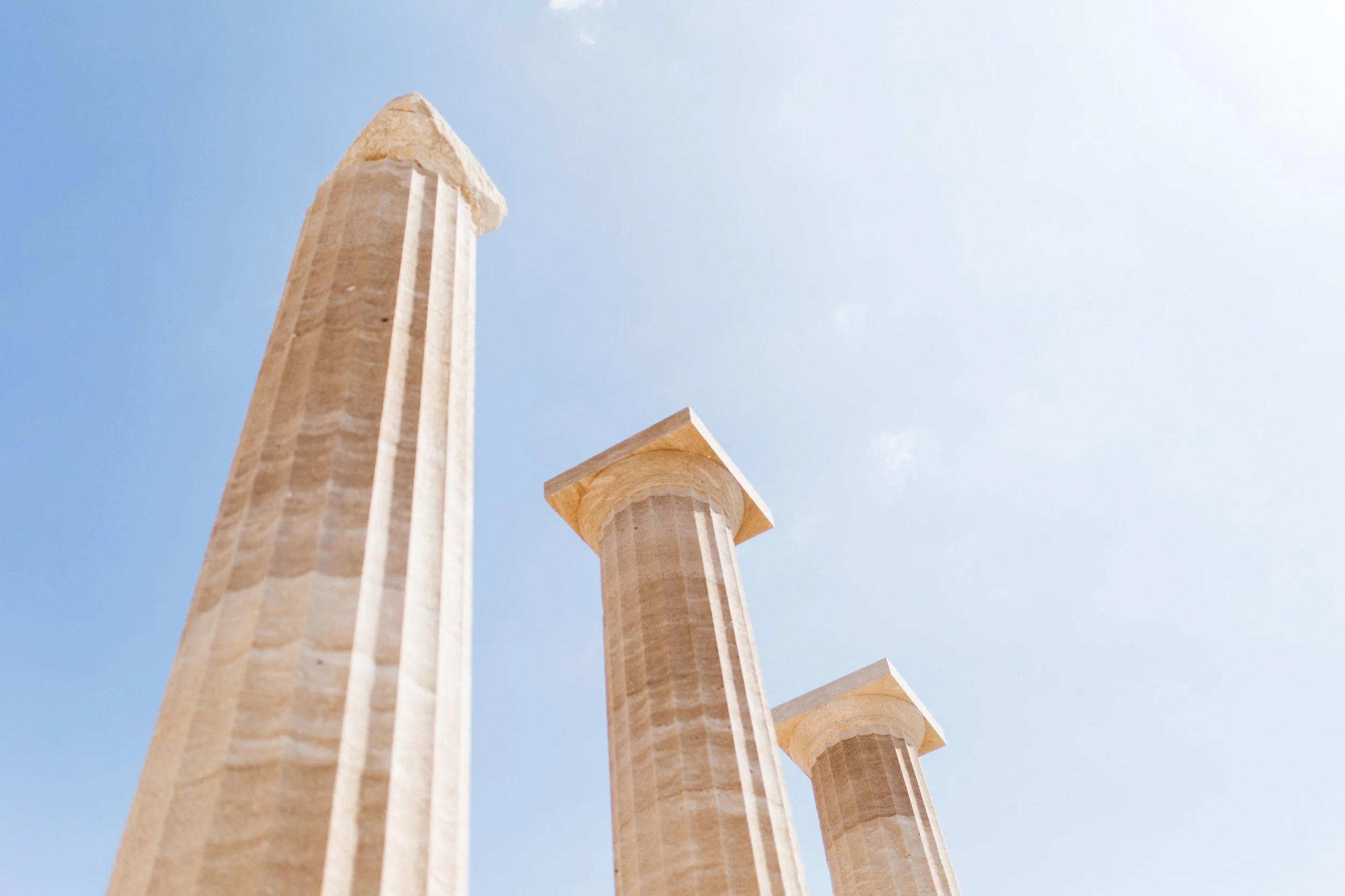 Three Principles that separate good leaders from extraordinary ones 