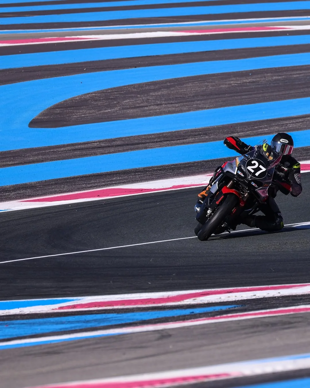 &Eta; MV France έ&beta;&alpha;&lambda;&epsilon; &tau;&omicron; &pi;&nu;&epsilon;ύ&mu;&alpha; &tau;&eta;&sigmaf; &pi;&epsilon;&rho;&iota;&pi;έ&tau;&epsilon;&iota;&alpha;&sigmaf; &epsilon;&kappa;&epsilon;ί ό&pi;&omicron;&upsilon; &eta; &tau;&alpha;&chi