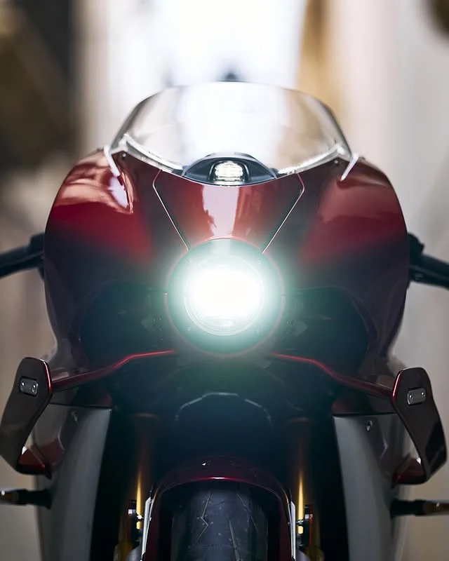 &Eta; Superveloce 1000 Serie Oro &epsilon;ί&nu;&alpha;&iota; έ&nu;&alpha; &sigma;&upsilon;&lambda;&lambda;&epsilon;&kappa;&tau;&iota;&kappa;ό &alpha;&rho;&iota;&sigma;&tau;&omicron;ύ&rho;&gamma;&eta;&mu;&alpha;. &Sigma;&tau;&alpha;&mu;&alpha;&tau;ή&s