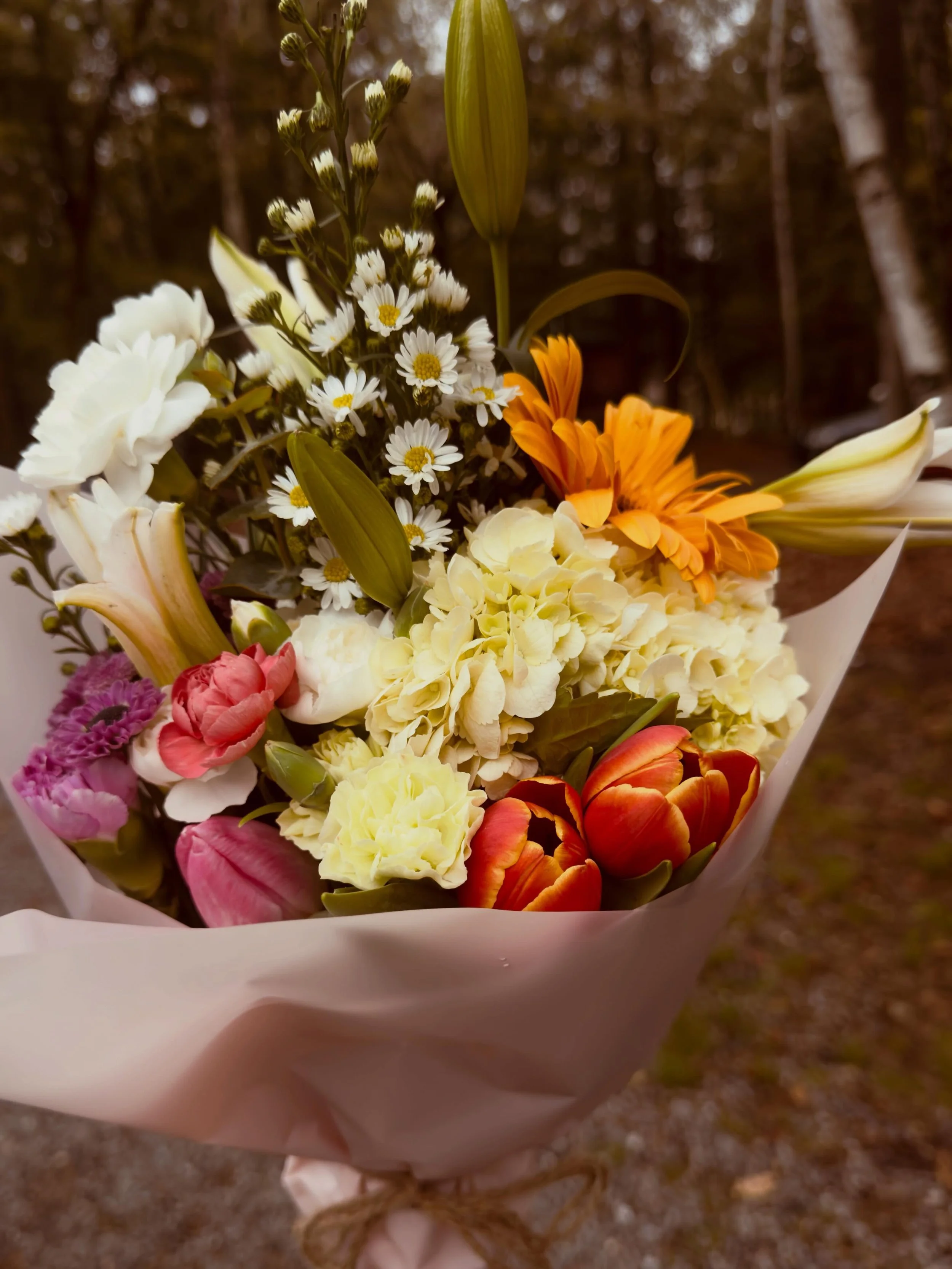 Save yourself an extra trip on recital morning and pick up your seasonal flower bouquets right in the lobby to gift your dancer after the show. @sebagoplantshop will be selling flowers and accepting cash, card, or Venmo. 🌸🌺

Recital details

Locati