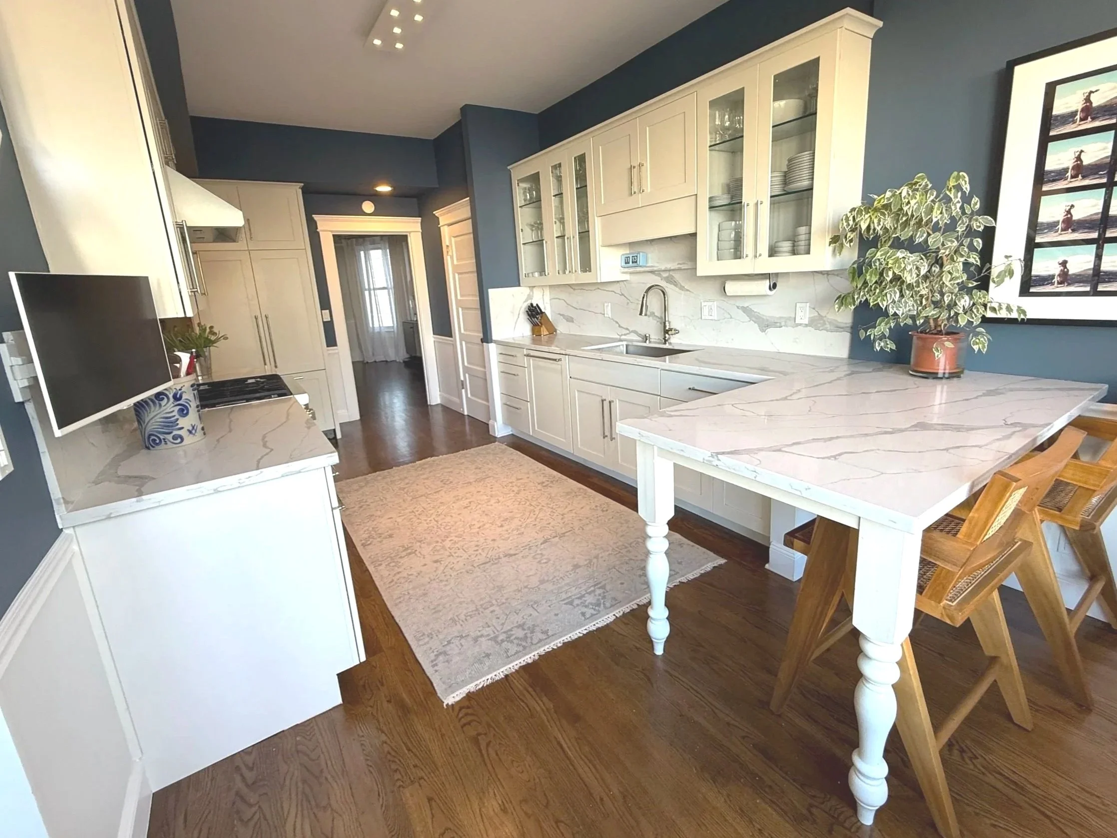 AFTER - Steiner 2 Kitchen Peninsula