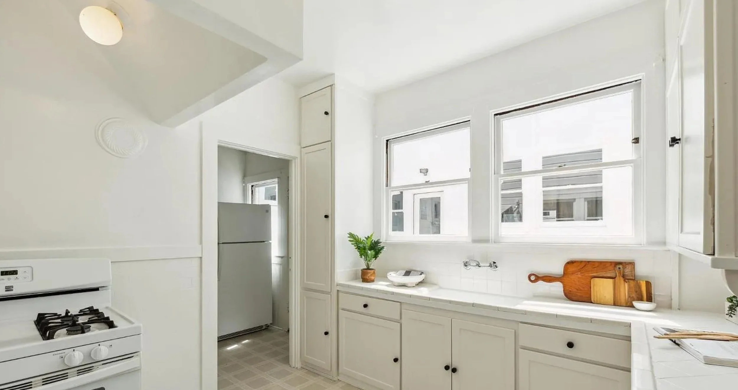 BEFORE - Pierce 1 Kitchen