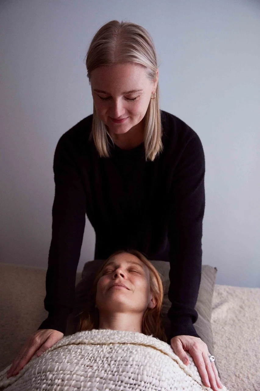 260923Jenny_HOMEyoga3526_lo.jpeg