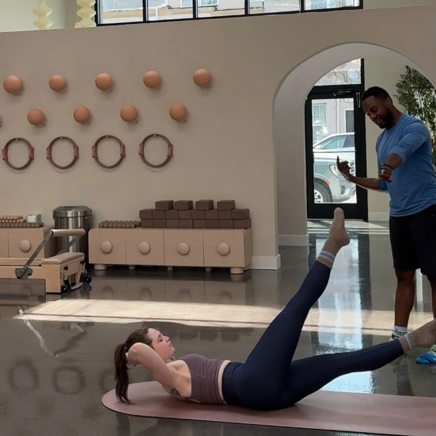 Precision, control and concentration all in one 
Are you trying this kick fan movement next? 👀 
-
#ebenepilates #baltimorepilates #pilatesforeverybody