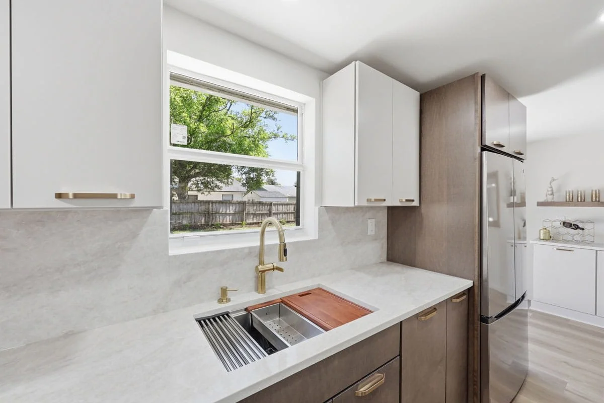 Modern Contrast Kitchen Remodel by Woodsman Kitchens & Floors project photo 3