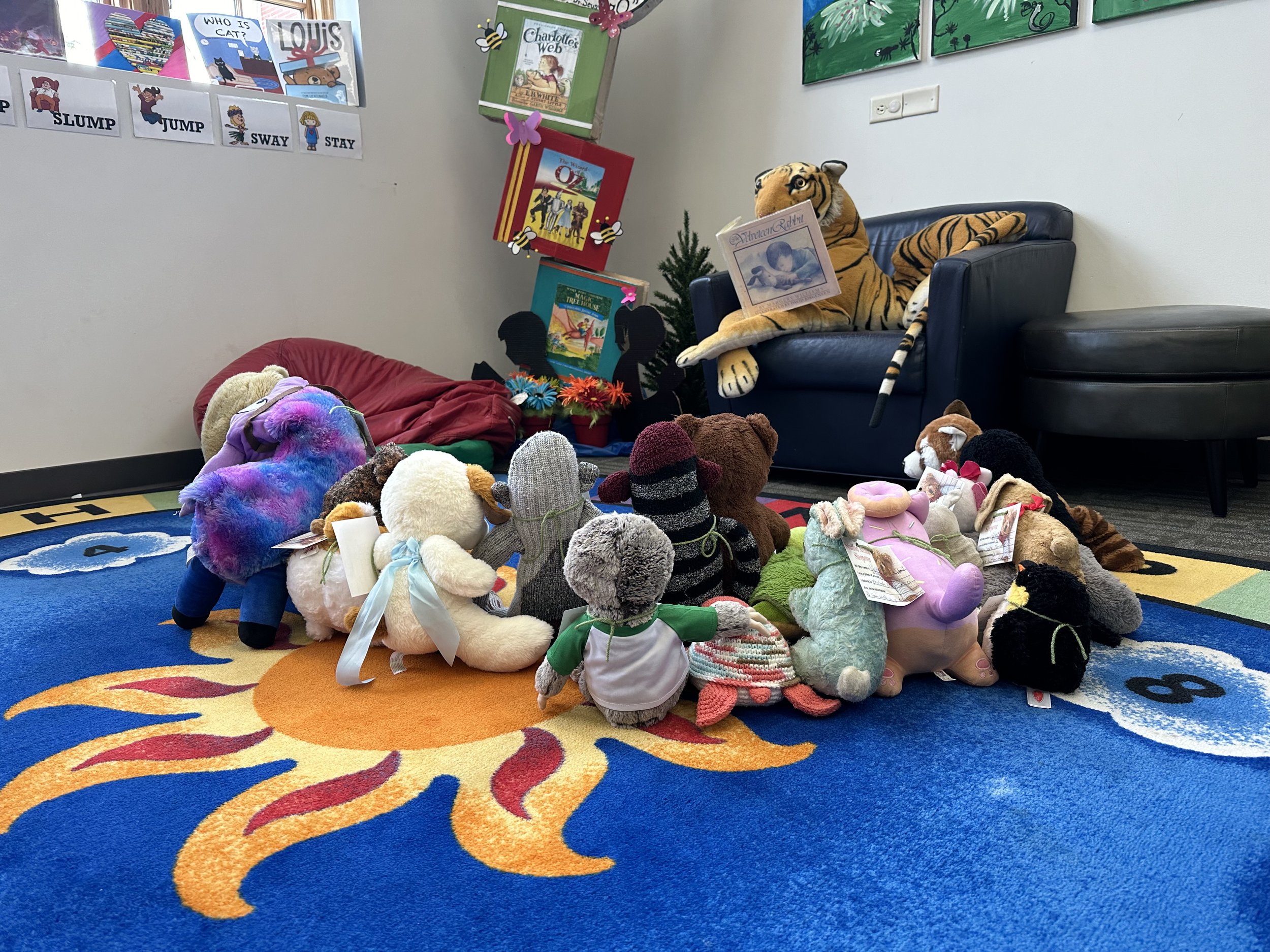 KidsReadingToys1.jpg