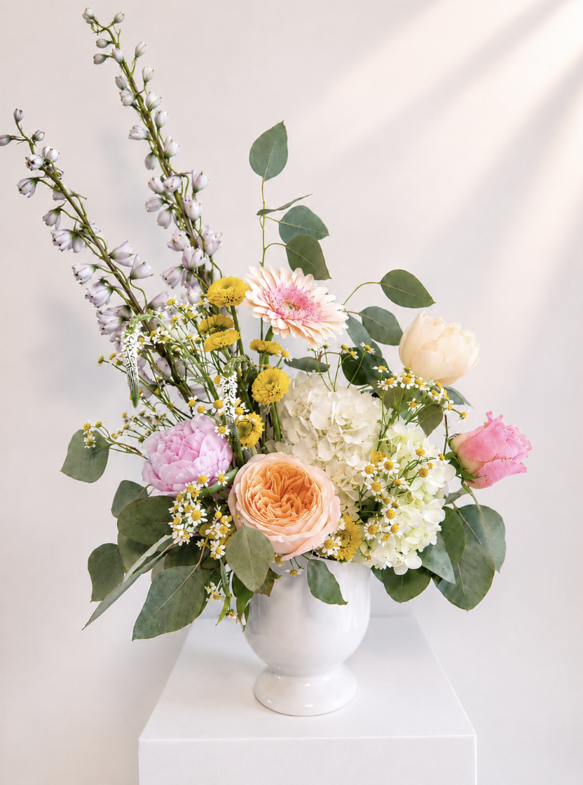 Meadow Heights | Ceramic Pedastal Arrangement