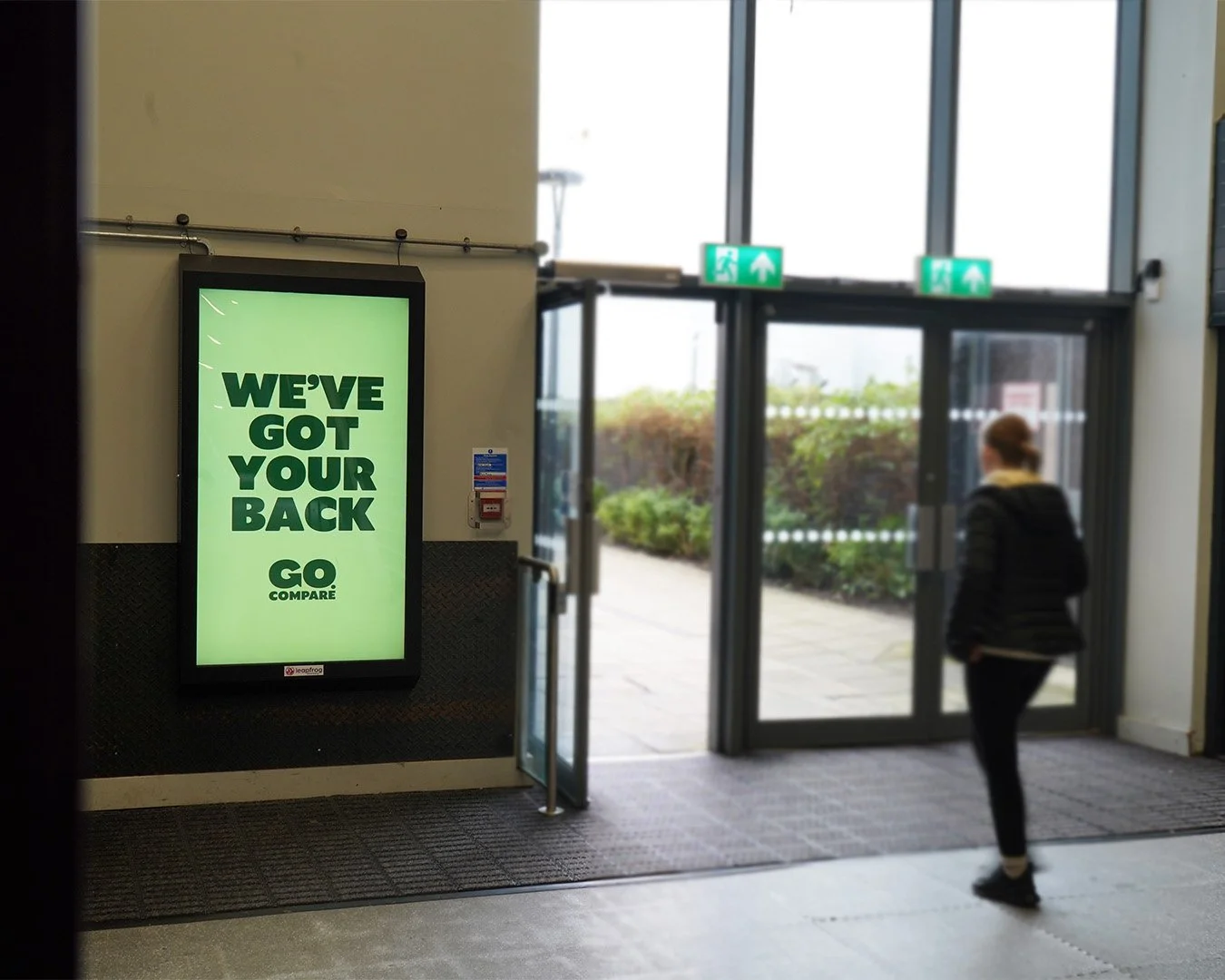 Why Digital Out-of-Home (DOOH) Advertising Still Matters in 2026