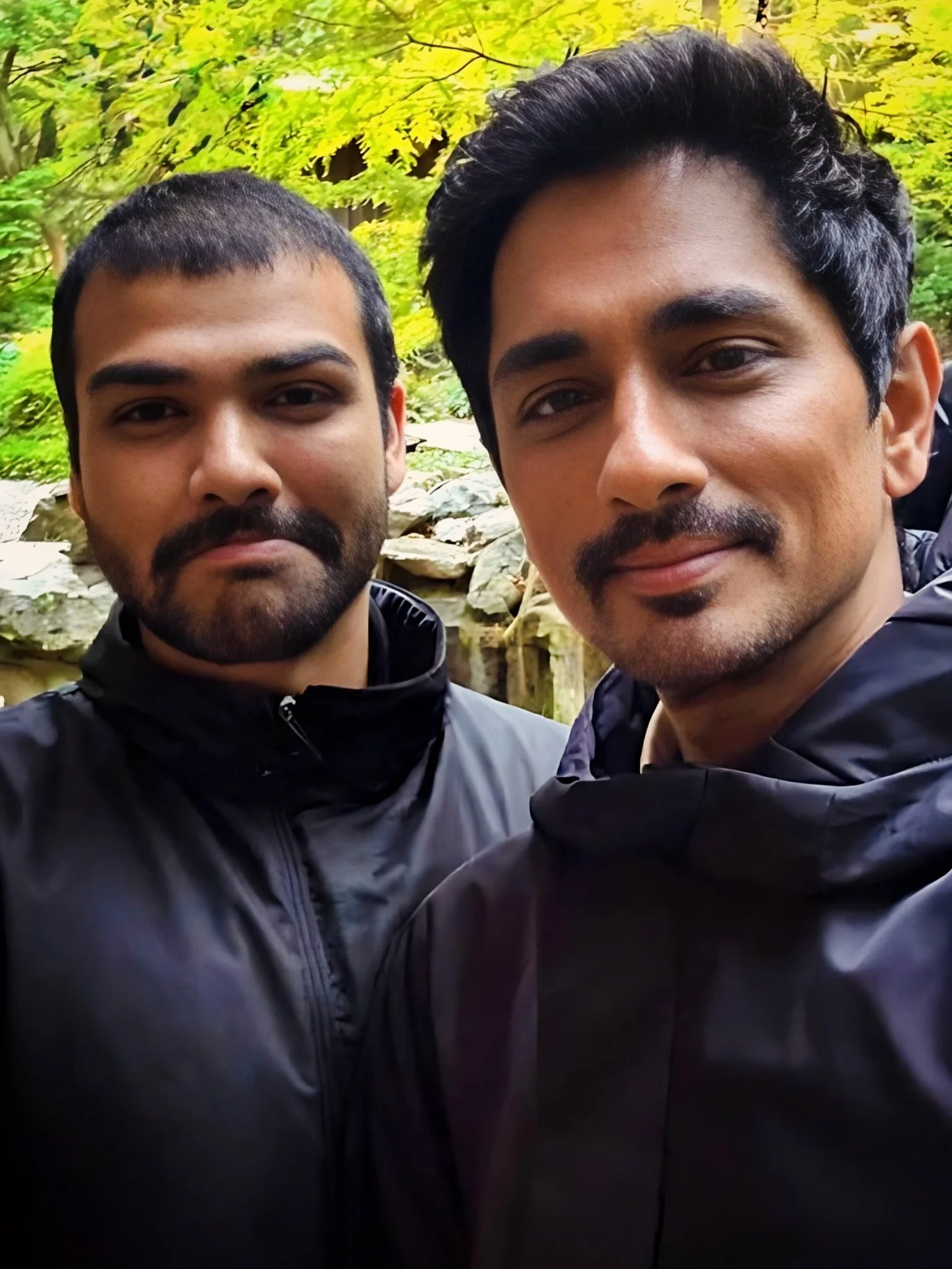 Stumbled upon these forces of nature on my way back home.