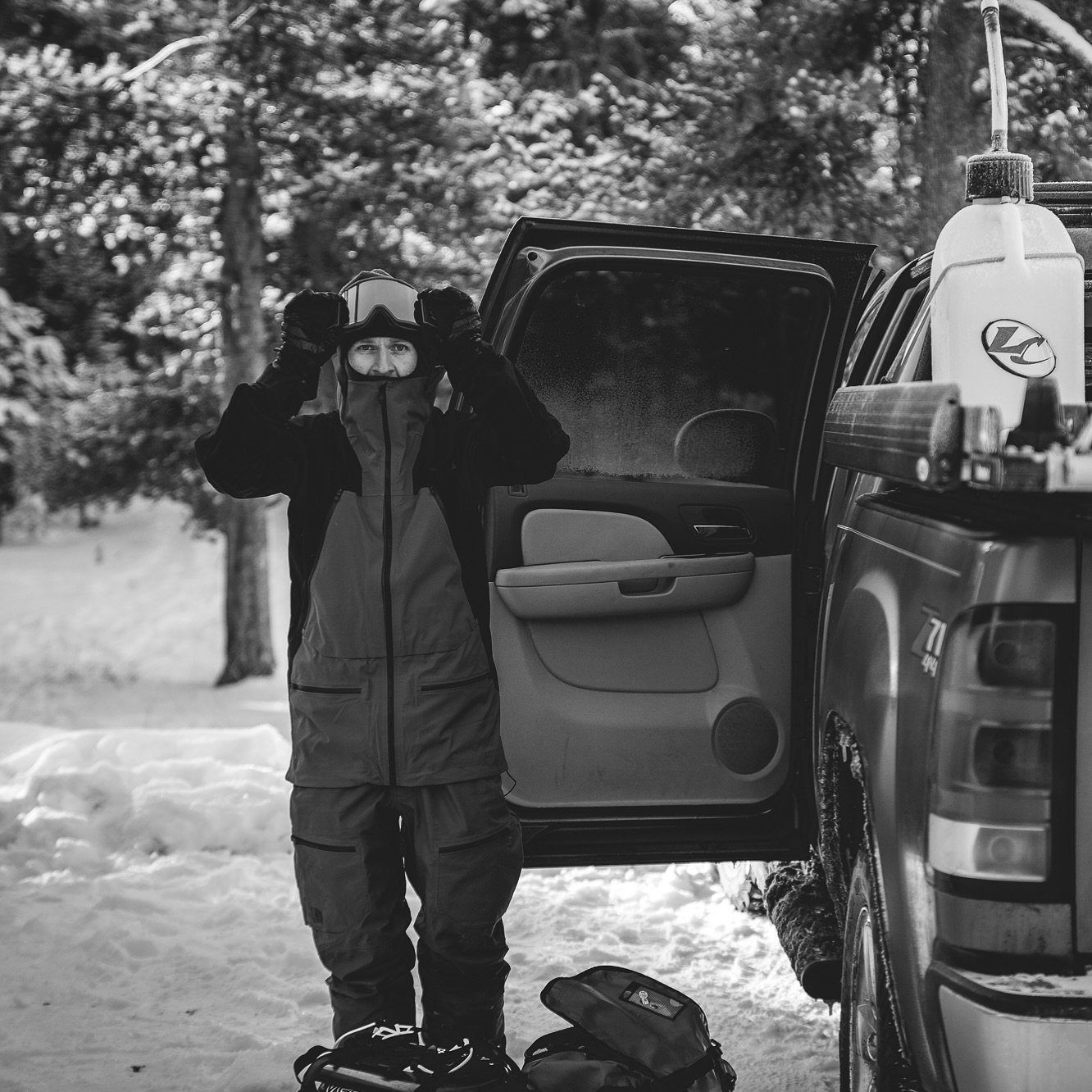 Pash dialed in at the trailhead, boots laced and ready before anyone else even found their gear. Really missing the heckling during these moments when he was somehow always prepared first.
The man who made being ready look effortless.
📸: @bengavel