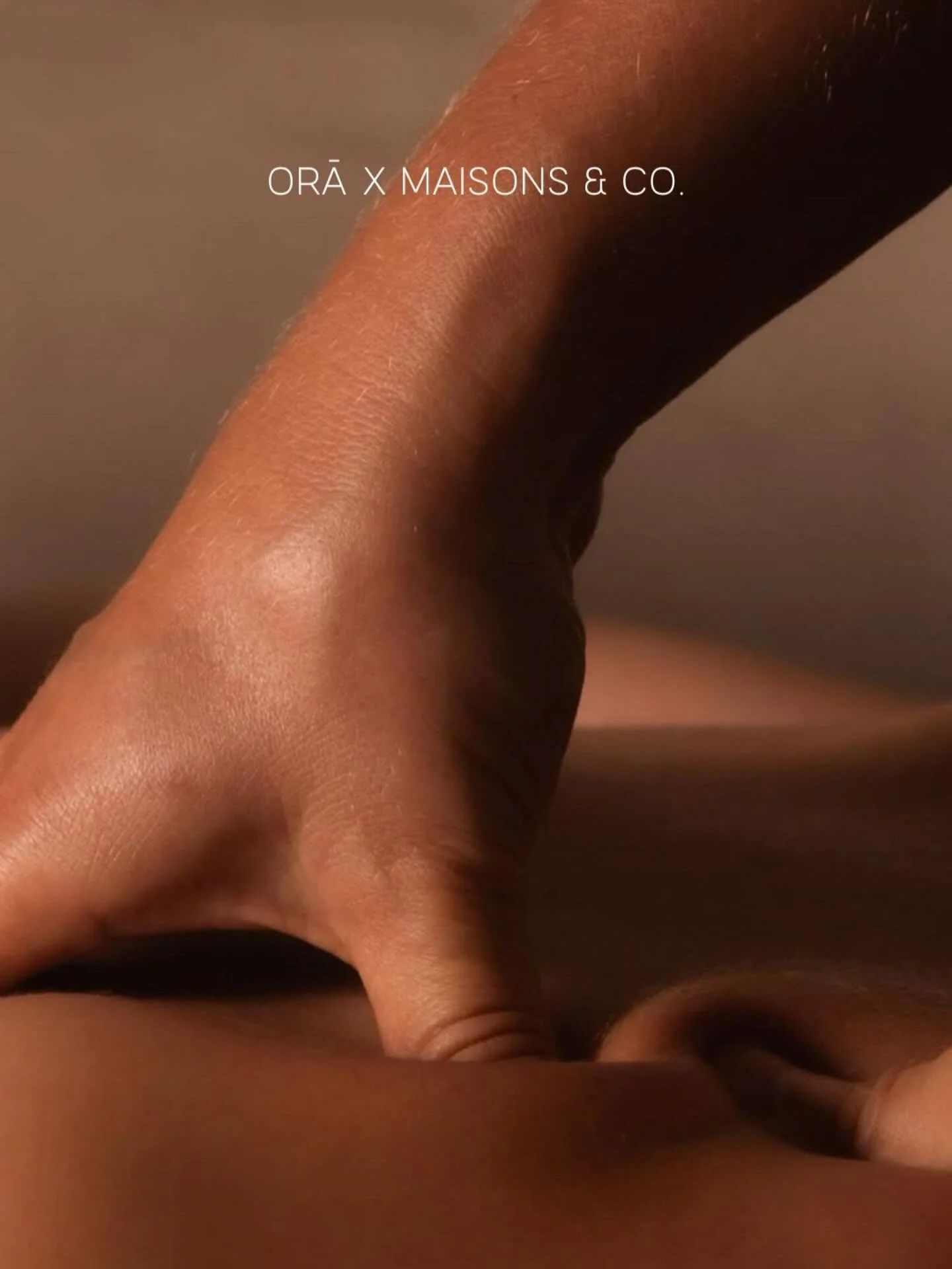 Compl&eacute;tez votre s&eacute;jour chez Maisons &amp; Co par une visite au Orā Spa, situ&eacute; au deuxi&egrave;me &eacute;tage de la Maison Saint Vincent. R&eacute;servez d&egrave;s maintenant votre moment de d&eacute;tente sur notre site web.