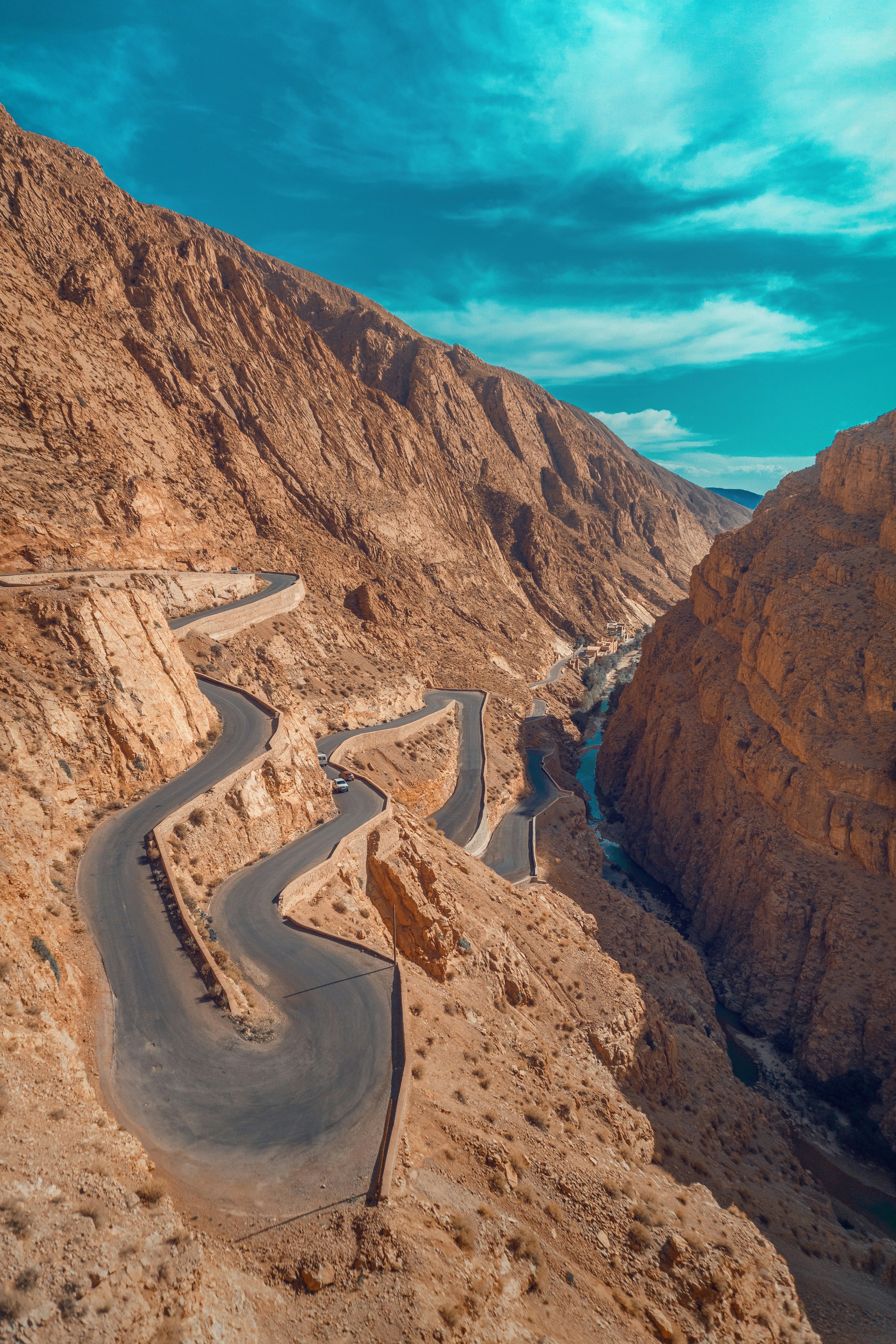 hassan-ouajbir-INcADDyMwwo-unsplash.jpg