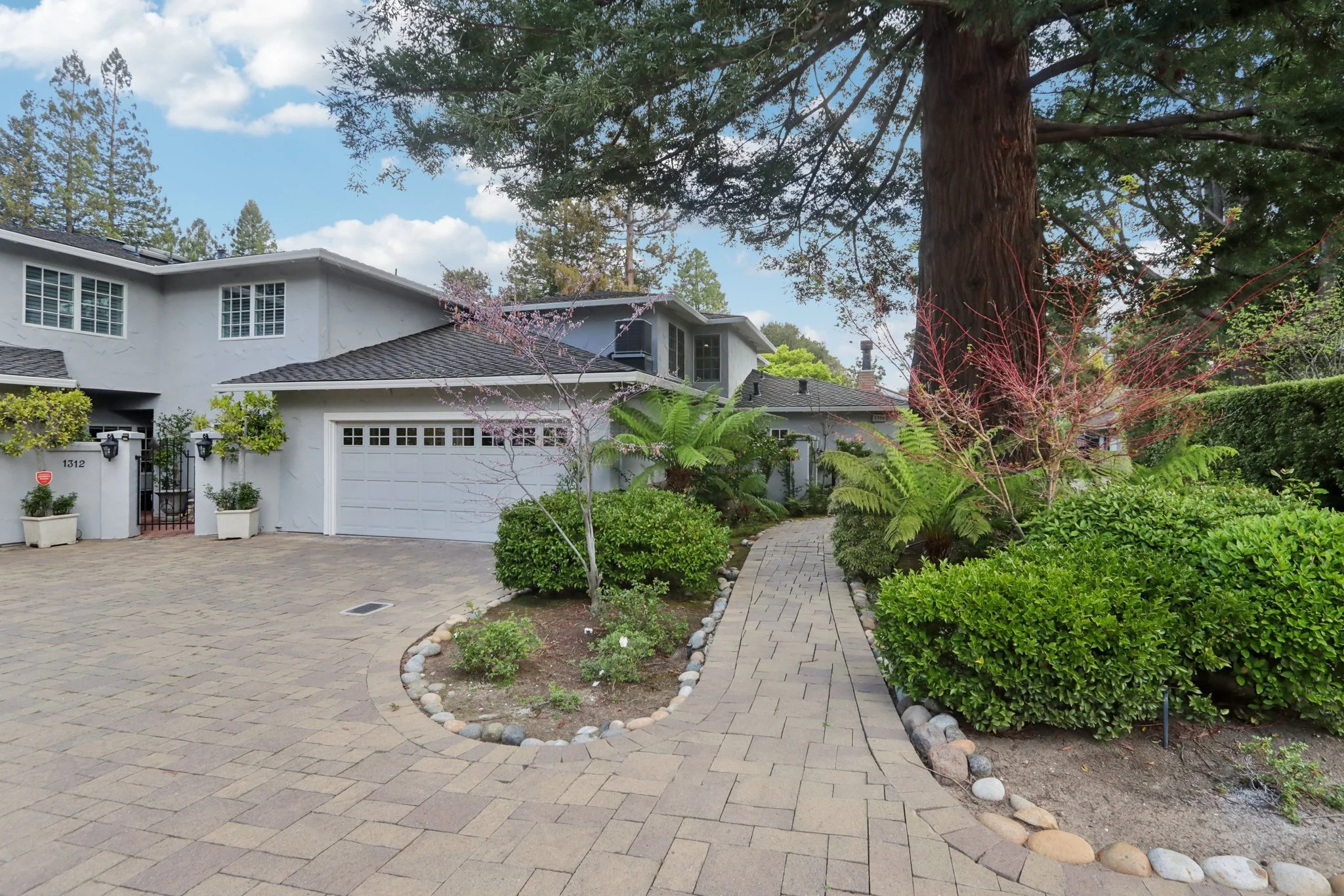 8-web-or-mls-University Dr-27032025-006.jpg