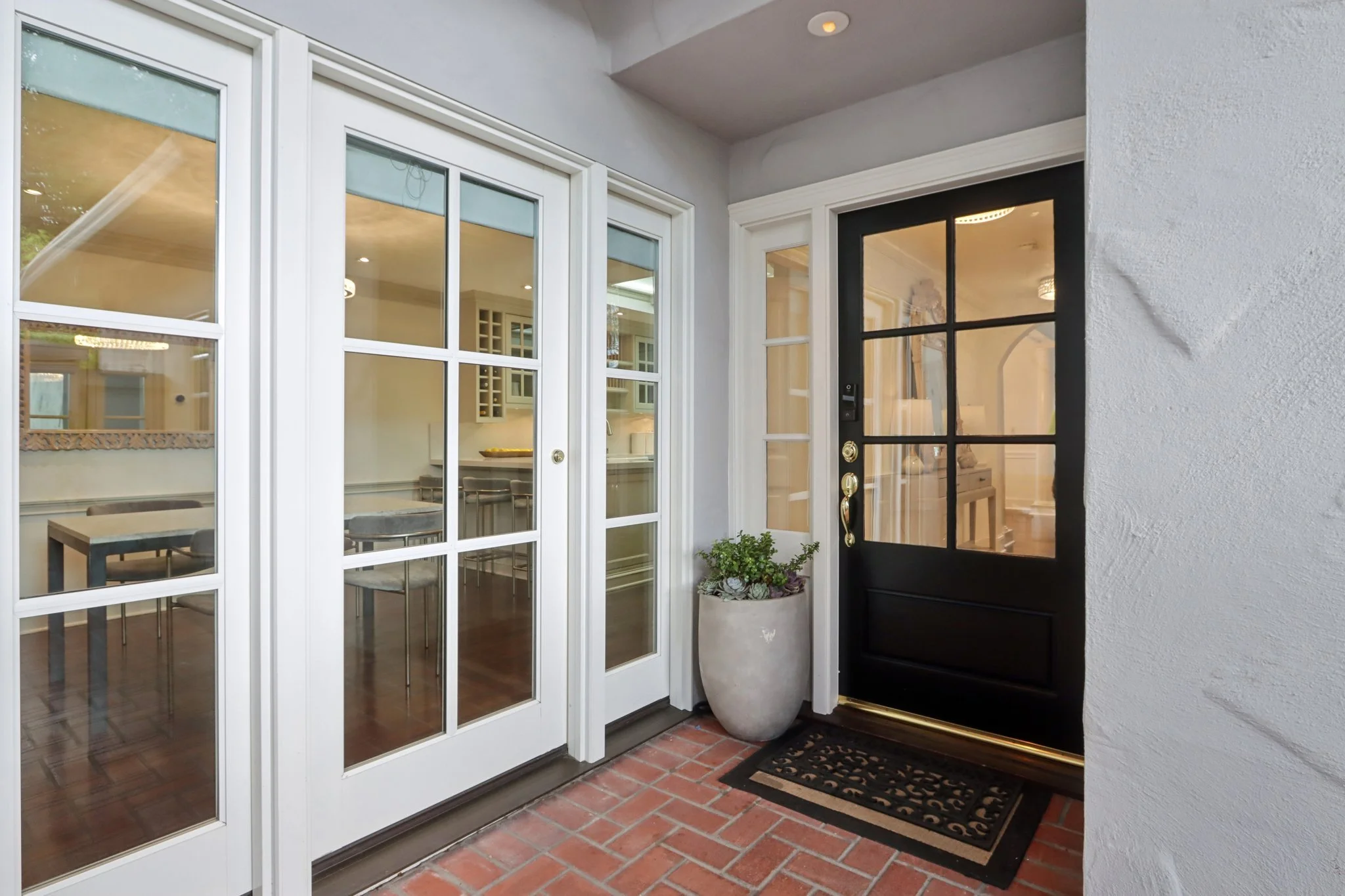 15-web-or-mls-University Dr-27032025-013.jpg