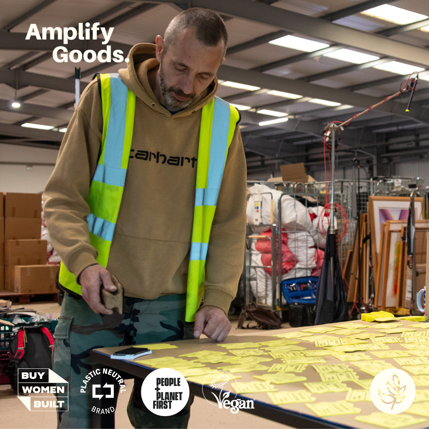 Warehouse _ Packing image (product specific).png