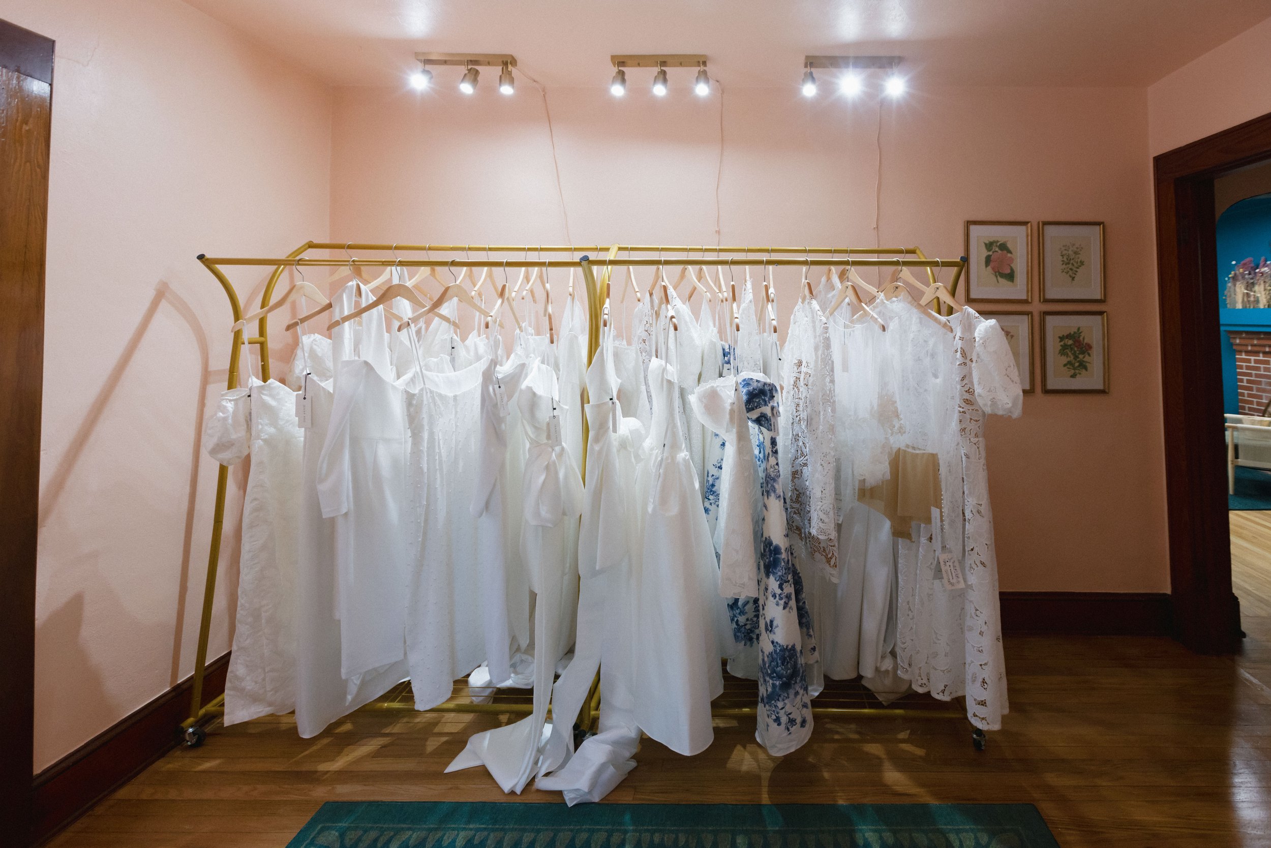 Gainesville Boutique Bridal Shop  Plus size inclusive Designer wedding gowns Ocala  Jacksonville  Wedding dress Florida  Alachua  Reception dress Graduation dress Little white dress Bride Veils Lgbtq friendly  salon north central florida