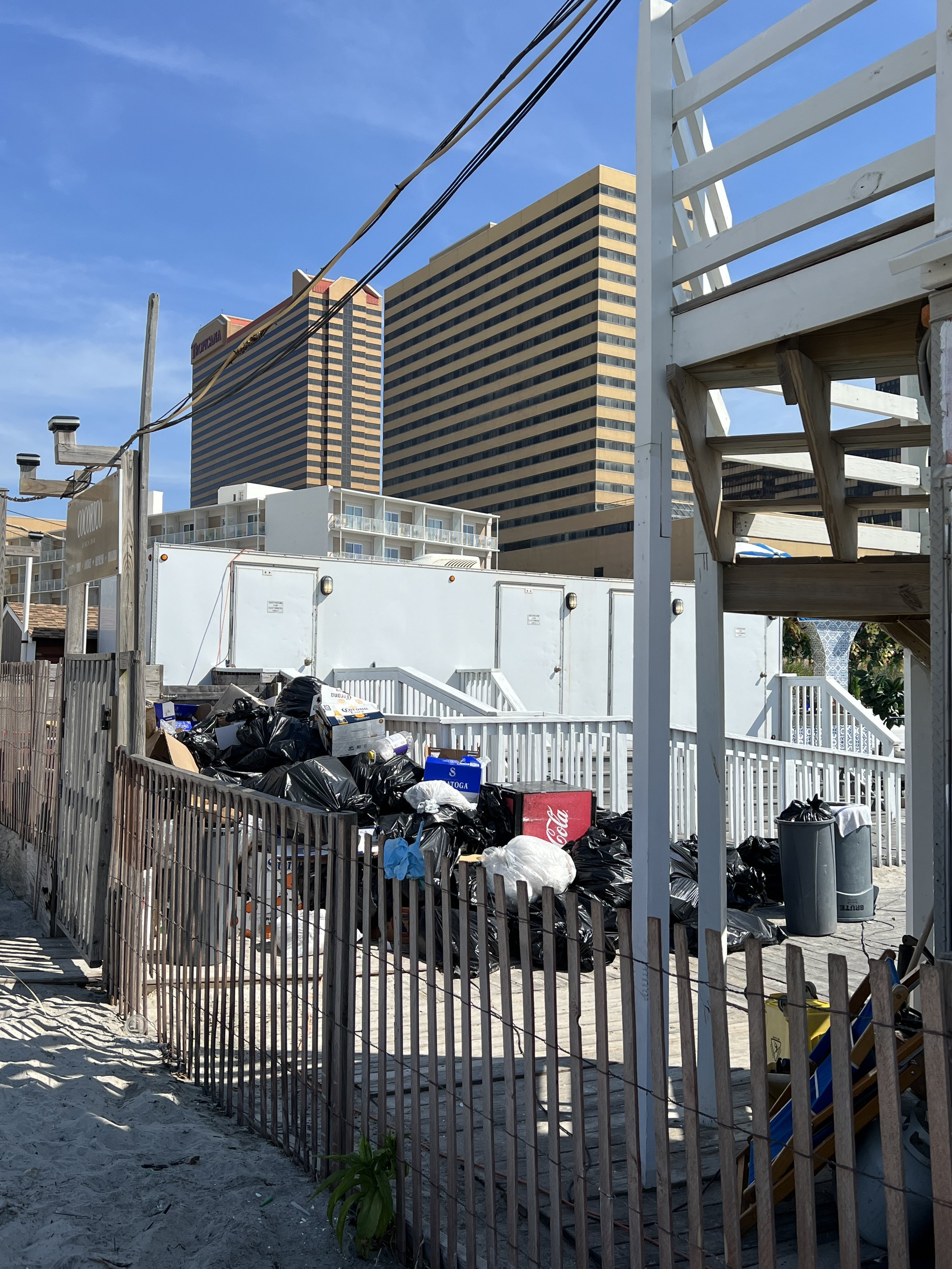 7/5/25 - 10AM - Beach Bar Trash