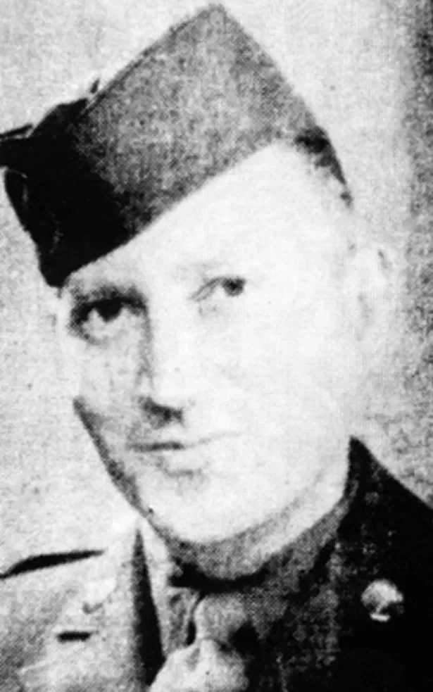 TEC 5 Francis J. Holoubek