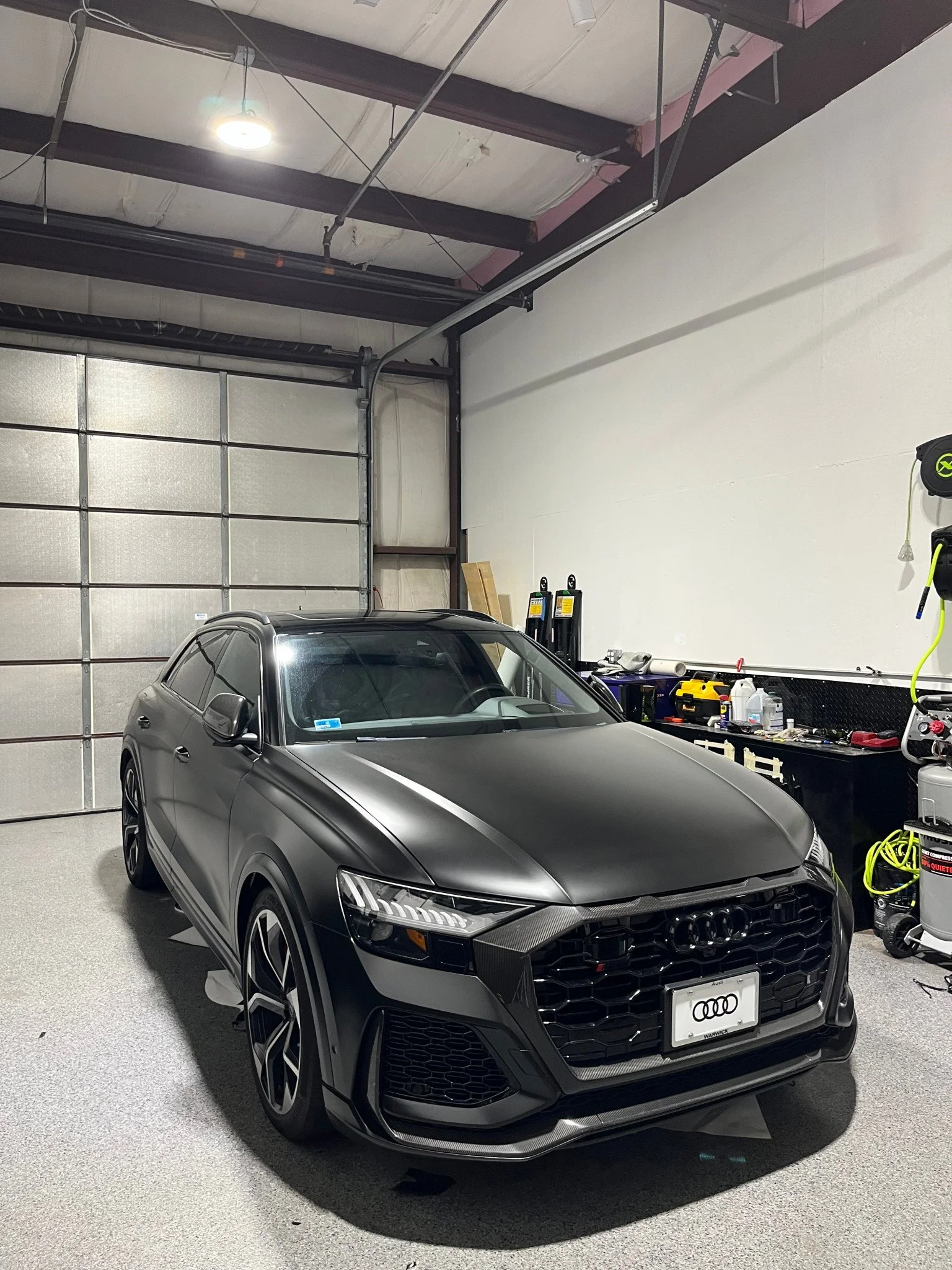 audi-rsq8-satinblack-kpmf-color-change.jpg10.jpg