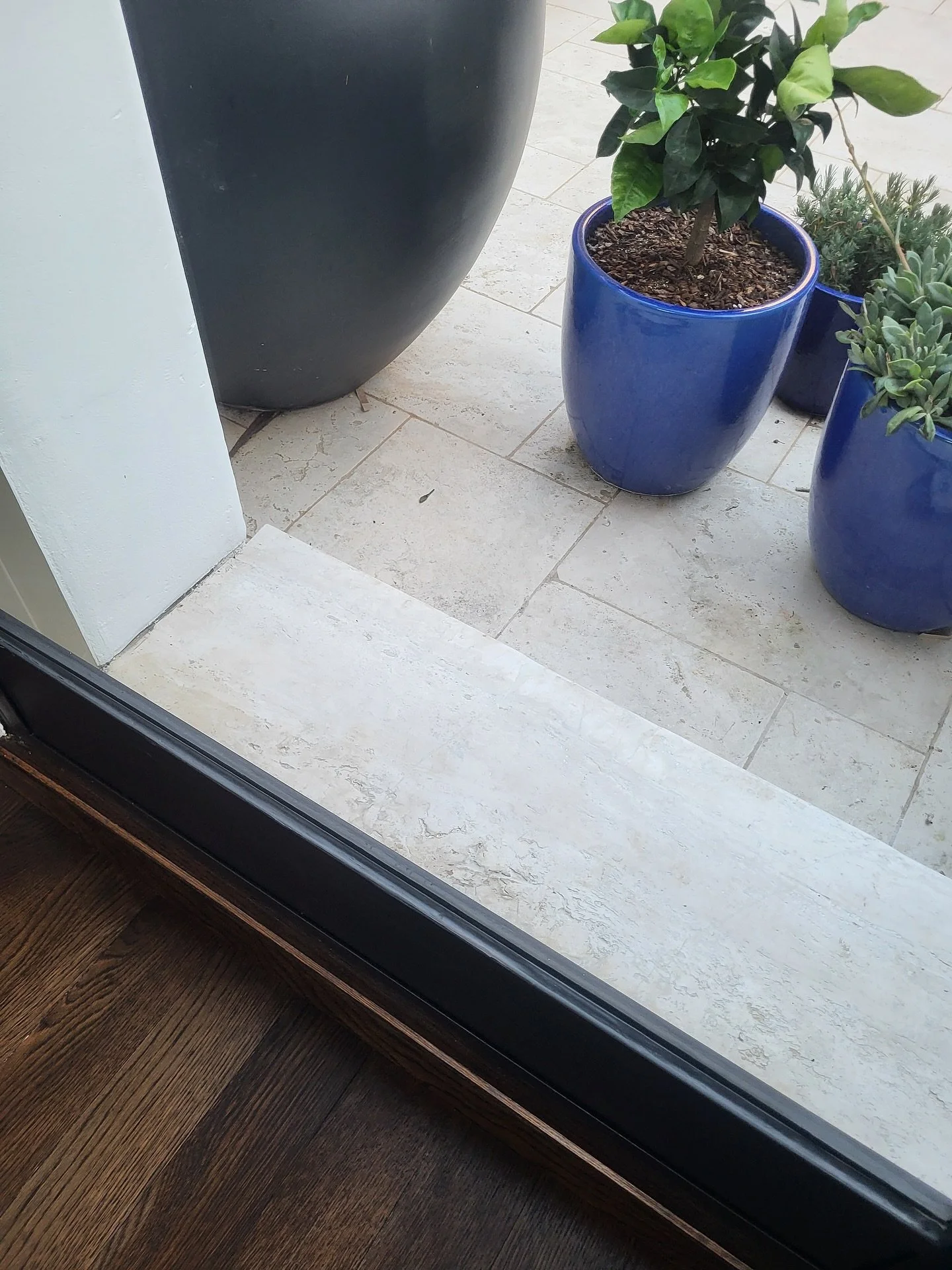 What looked like a simple little outdoor step repair turned out to be a whole hidden challenge!

The &ldquo;backbone&rdquo; of the step &mdash; the rebar inside &mdash; had rusted away, so we had to carefully take it out and replace it with a non-rus