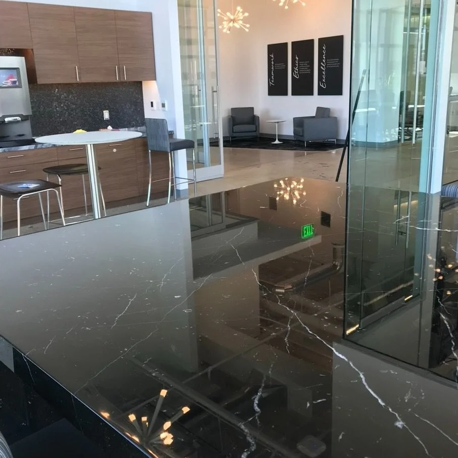 Black marble can show etching and lose its shine over time, but our professional honing, polishing, and sealing process brings it back to life! Check out how we transformed this onyx countertop into a luxurious, clean, and polished surface. 💎

Let u