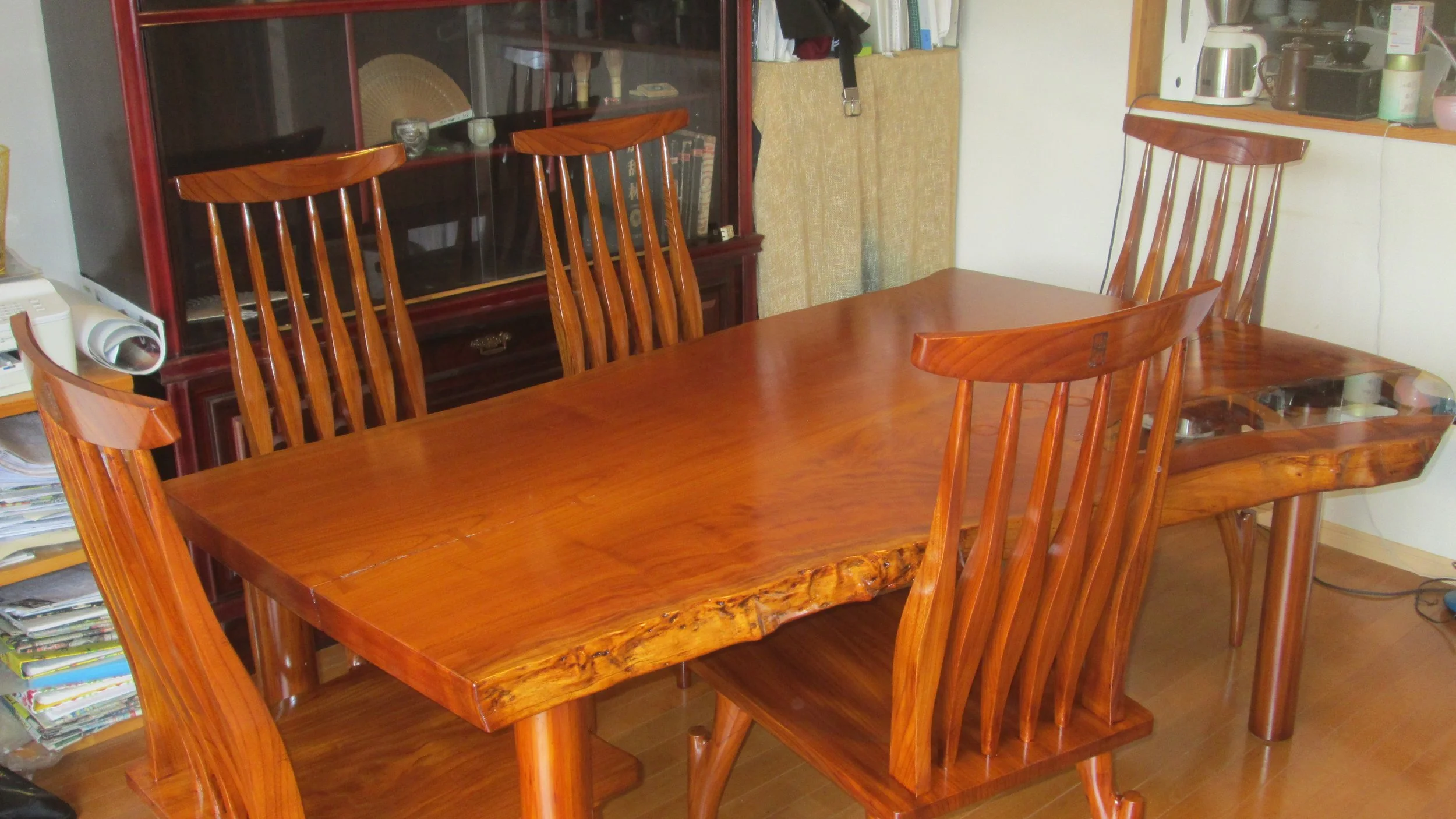 Dining Table and Chair Set