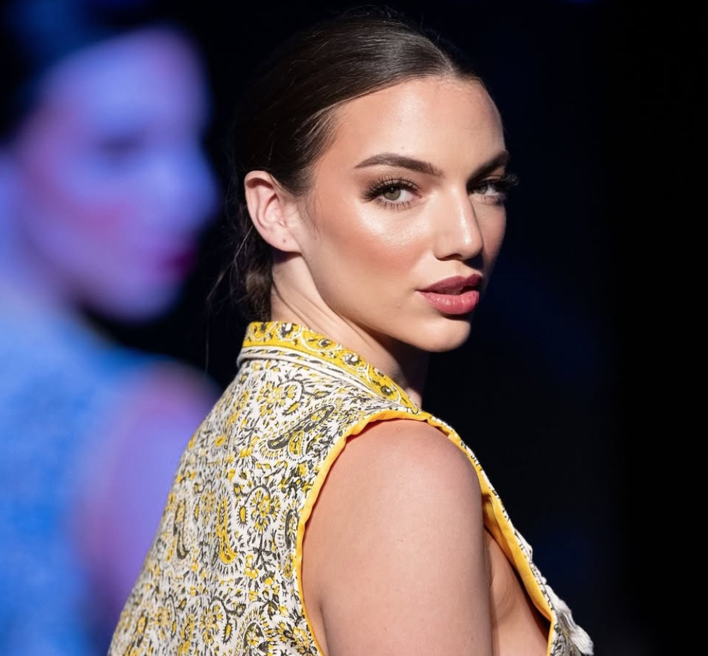 Arizona Model Training and Educational Workshops for Runway and Posing Techniques