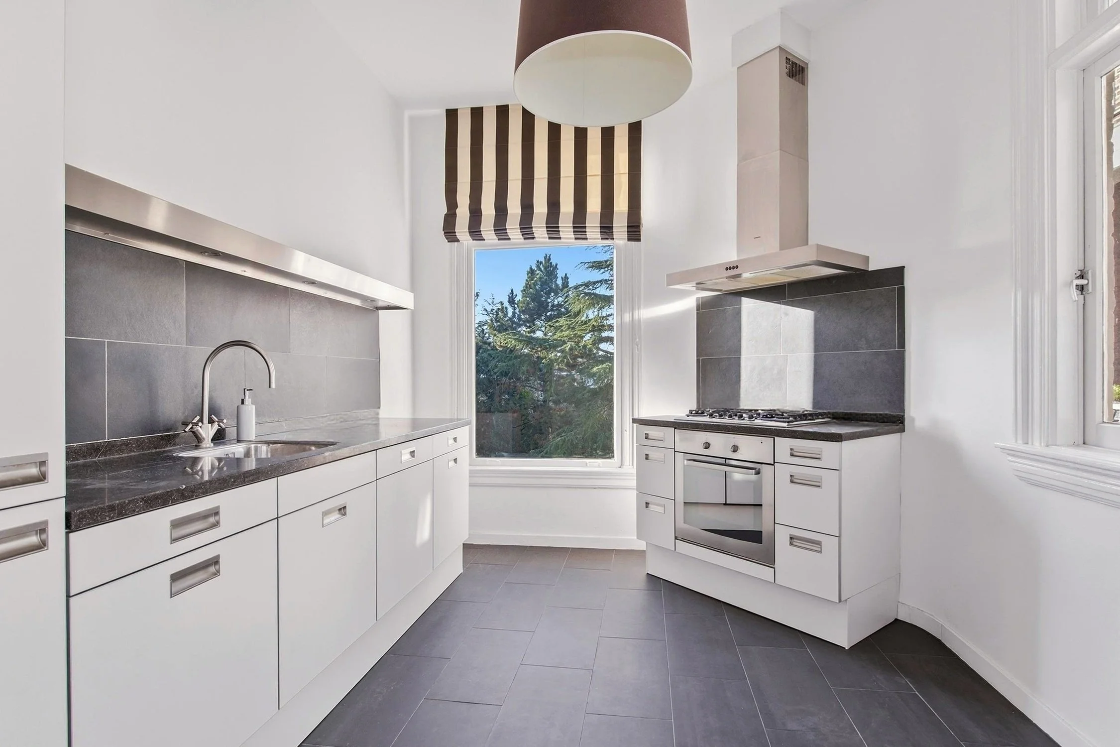 Okeghemstaat_amsterdam_zen_real_estate (14).jpg