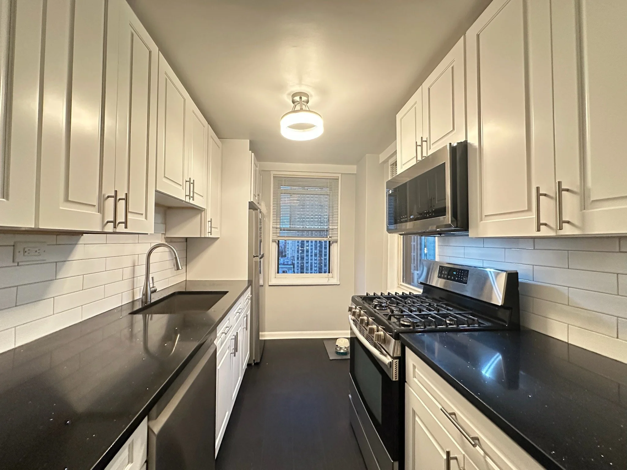 Residential
200 E 84th street