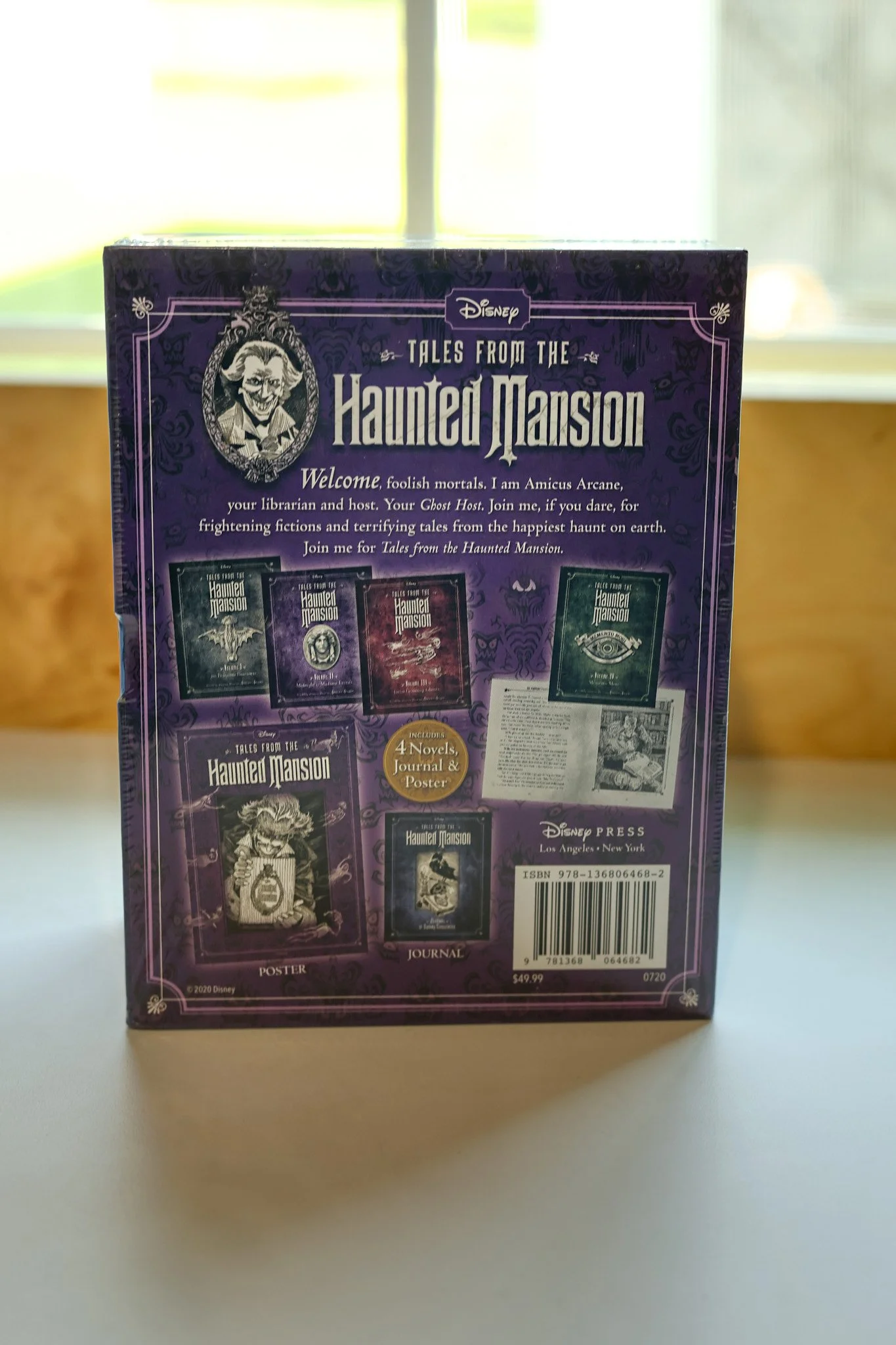 Books_8285.jpg