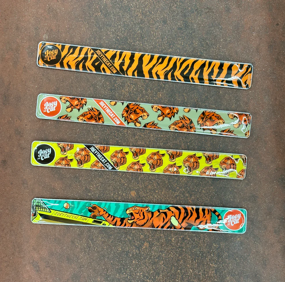 04.shop-slapbracelet.webp