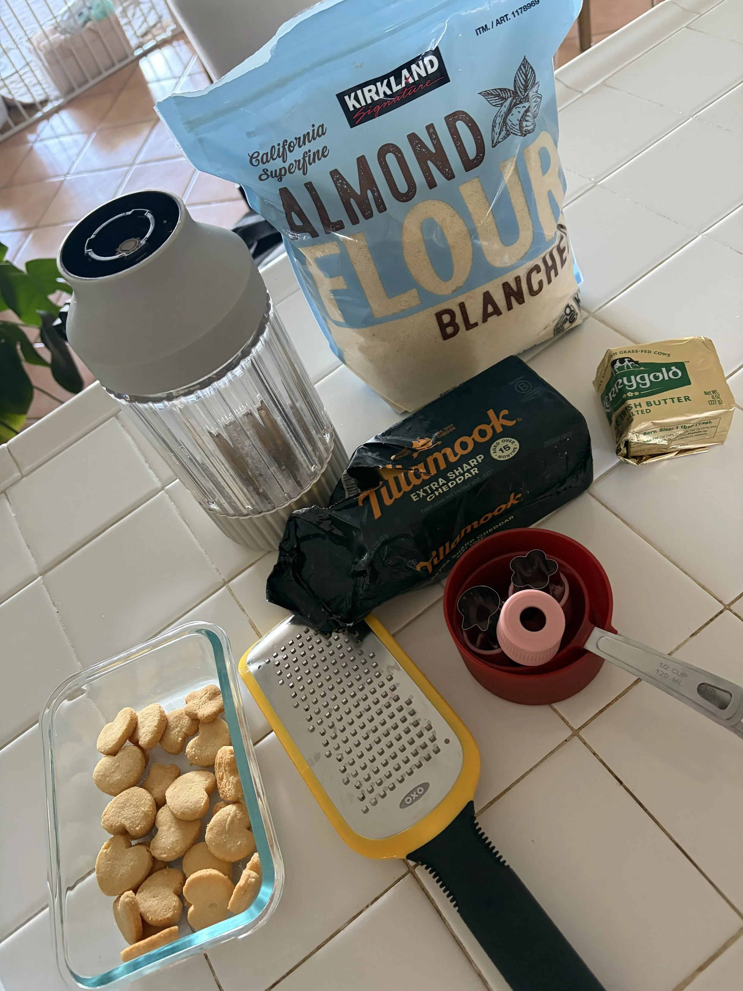 Toddler Cheesy Crackers Recipe