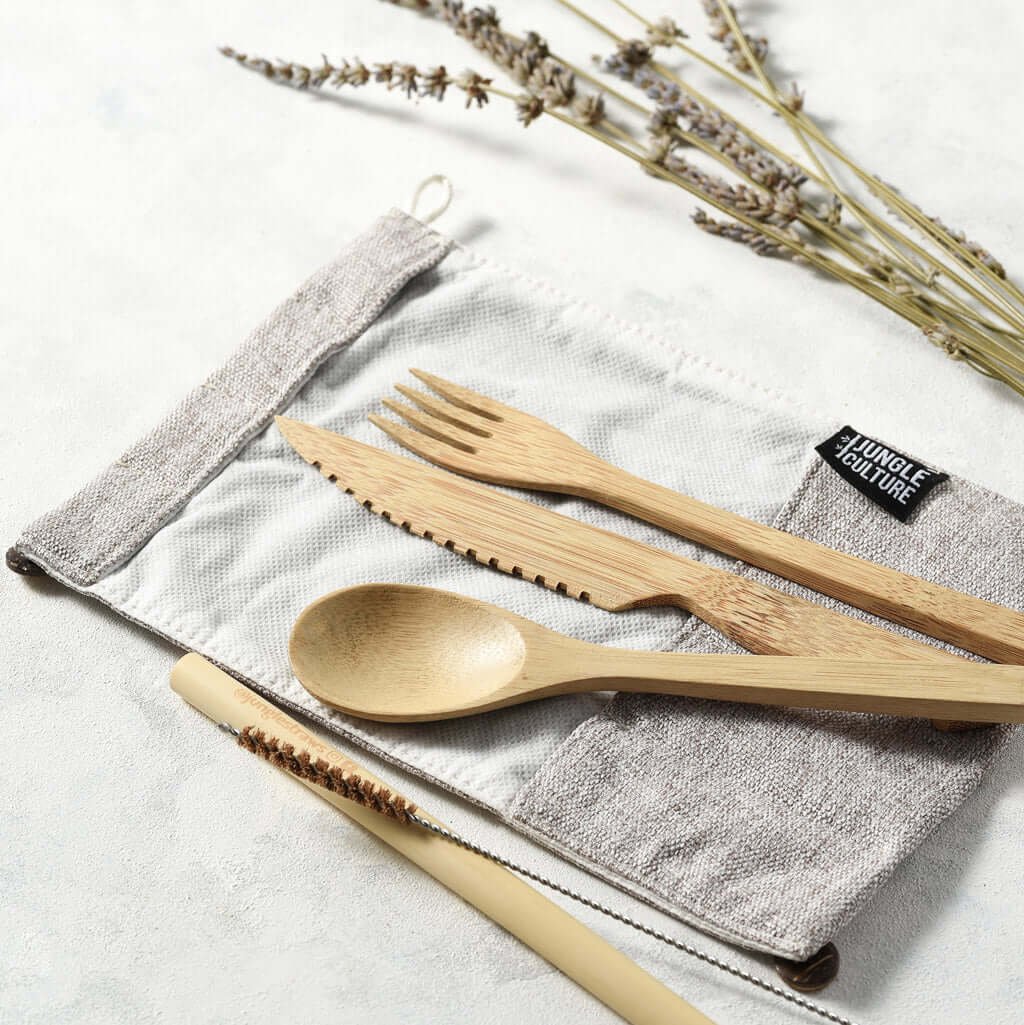 Portable-Bamboo-Cutlery-Set_8bf1b8f8-a3a5-457f-8188-51d7d9b813ef_1.jpg