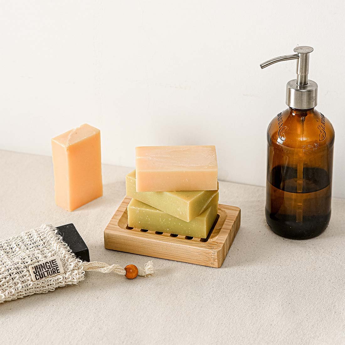 LOWNaturalSoapBambooDish_54b4b627-0517-4c1c-9ce9-74508f92daa5.jpg