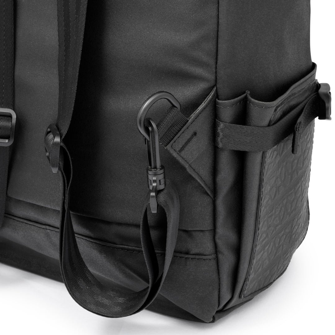 Multipurpose_2_in_1_tote_backpack___Black._5.jpg