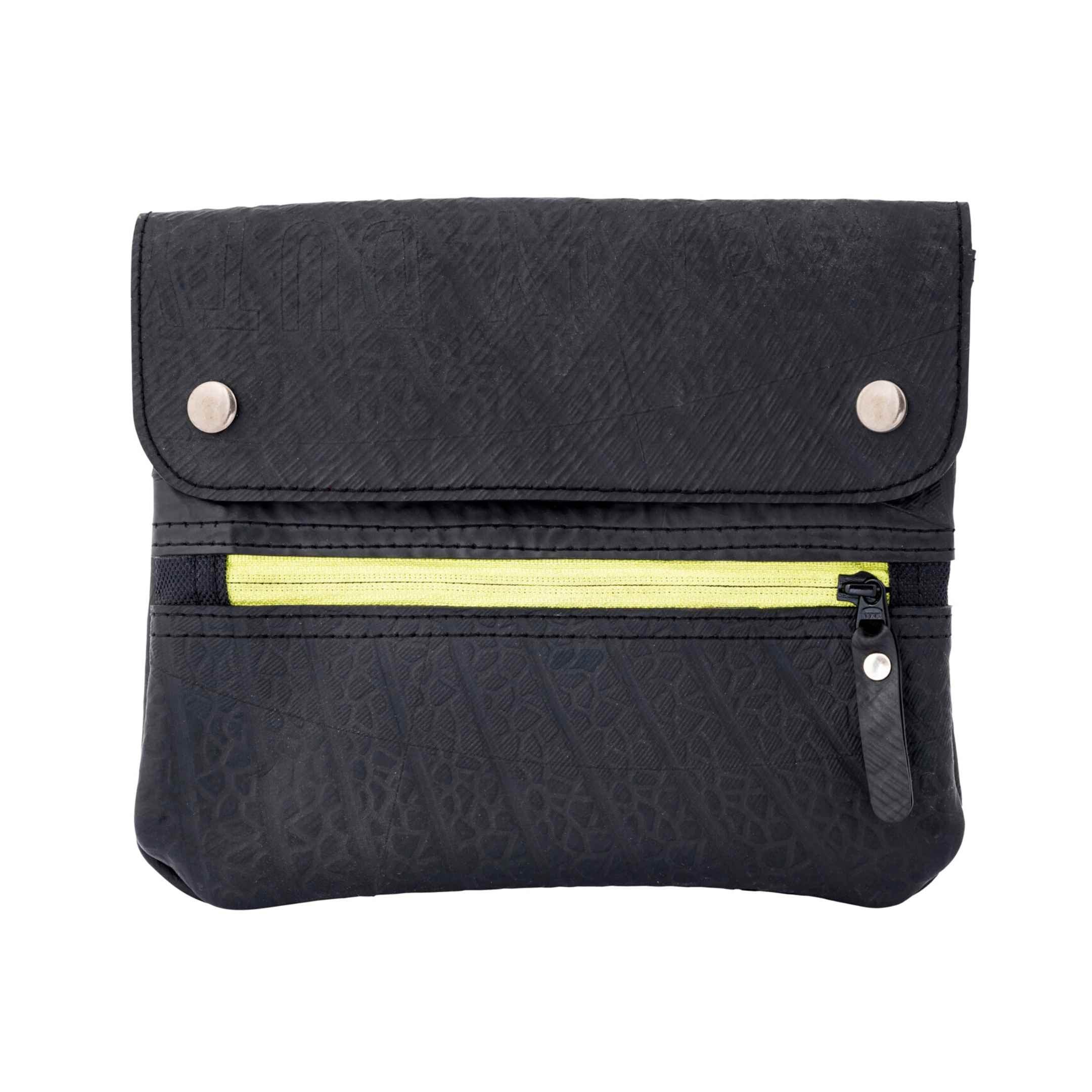 ParkerRecycledRubberVeganBag_AppleGreen.jpg