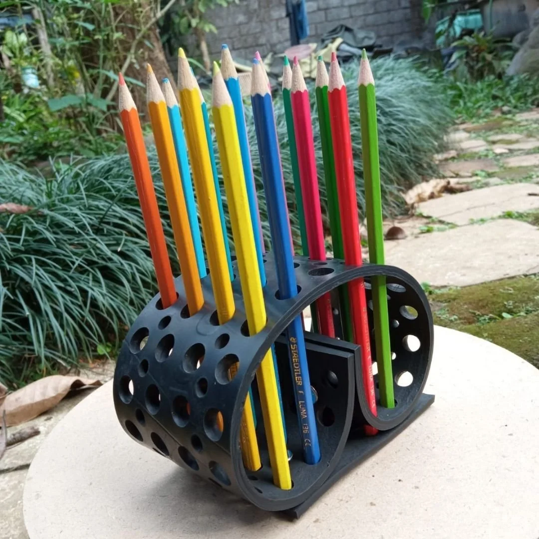 DottyMultiDesignEco-FriendlyPencil_PenHolder.jpg