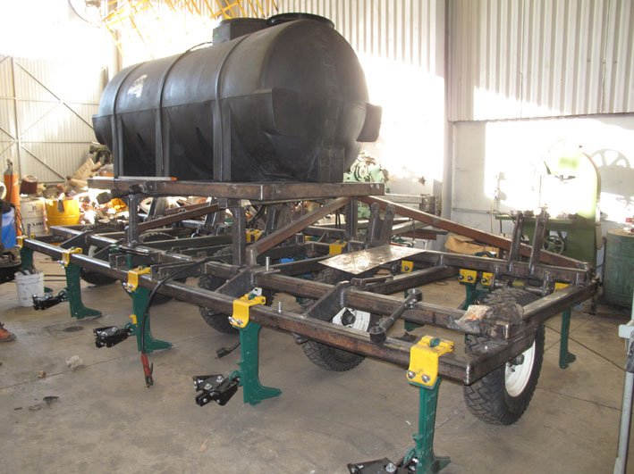 Yomex Mega Plow
