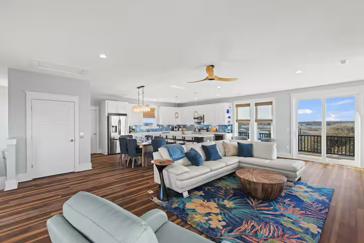 Living Room 3.png