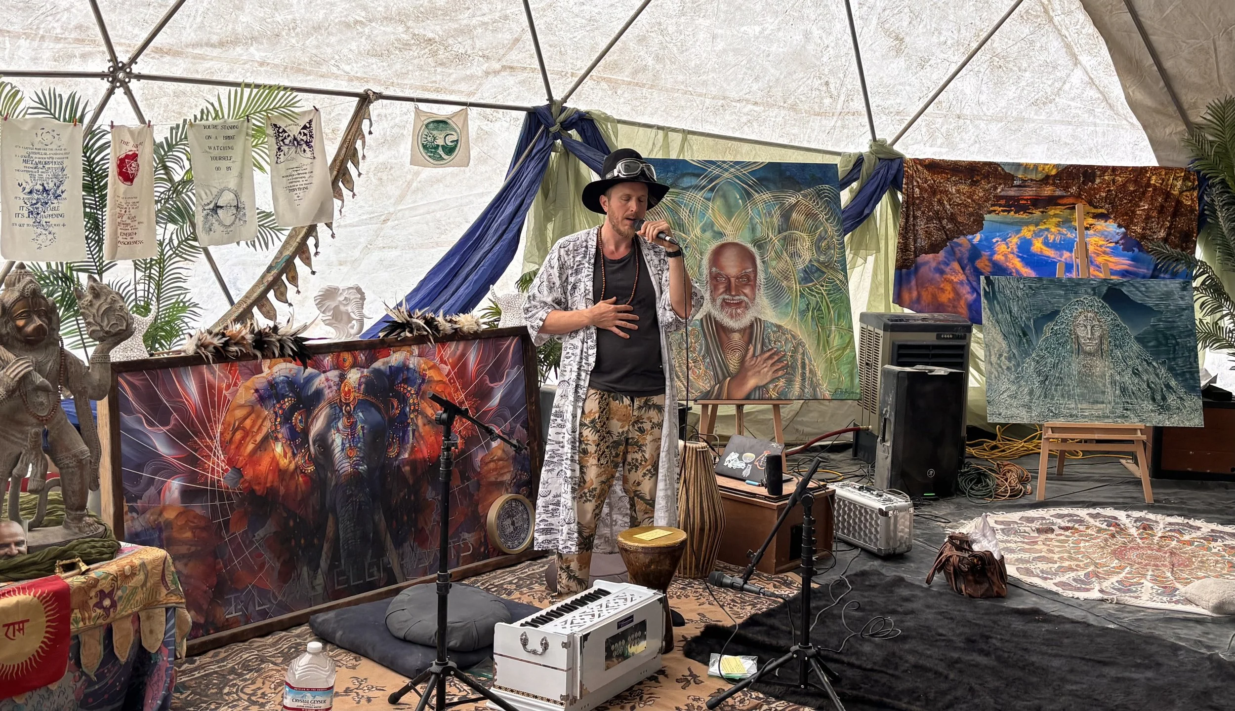 TiKi Tyler teaching his Vocal Alchemy workshop