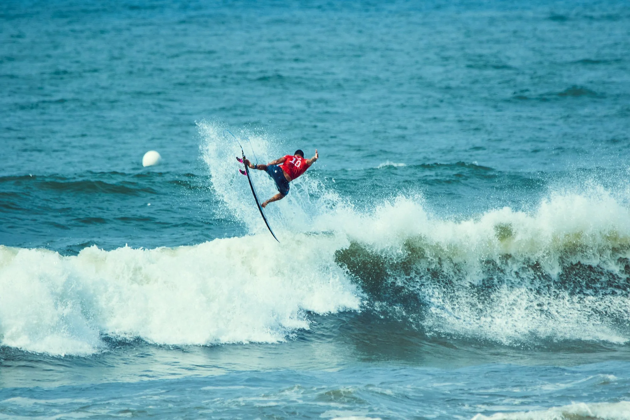 Gabriel Medina - Punta Roca.jpg