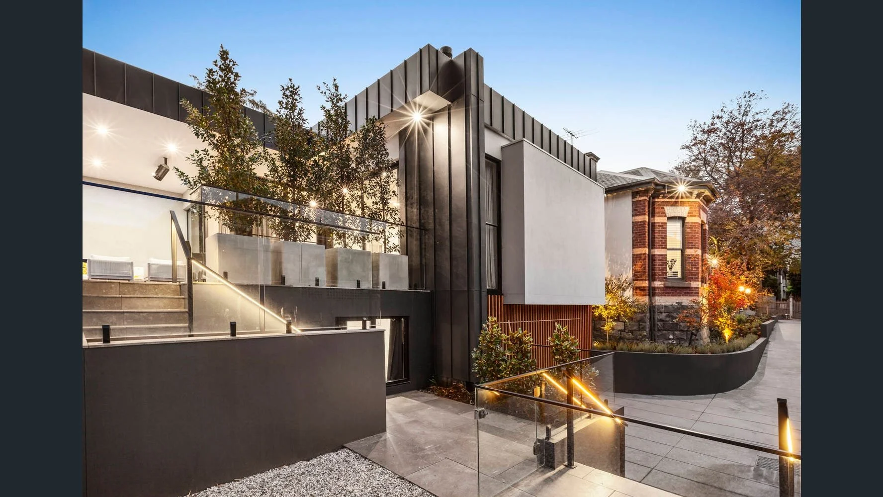 Kew House 01