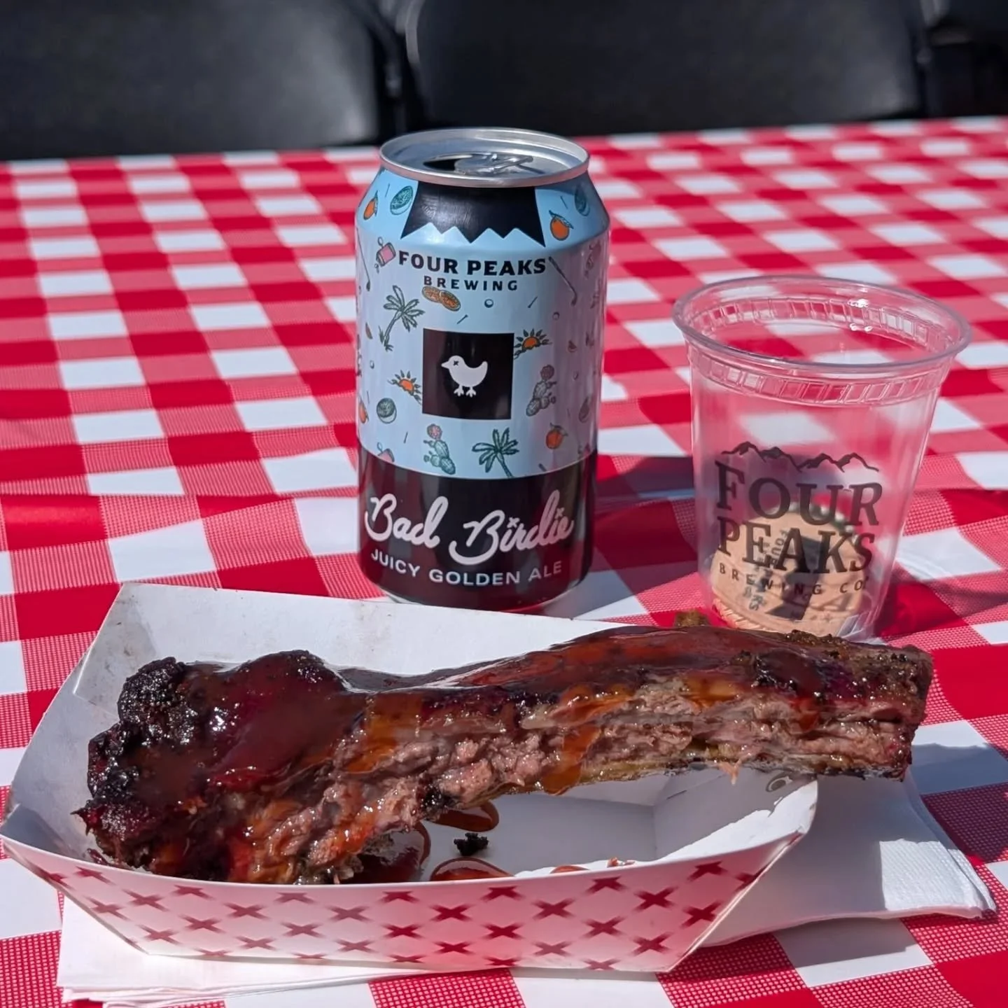 Meat comas, ice-cold beer, and elite smoke ring debates. 🍻🍖

Sunday, the Club 602 crew visited the @fourpeaksbrew Wilson tasting room for the Third Annual Kilt Lifter BBQ Competition, and it did not disappoint.

Pitmasters went head-to-head on the 