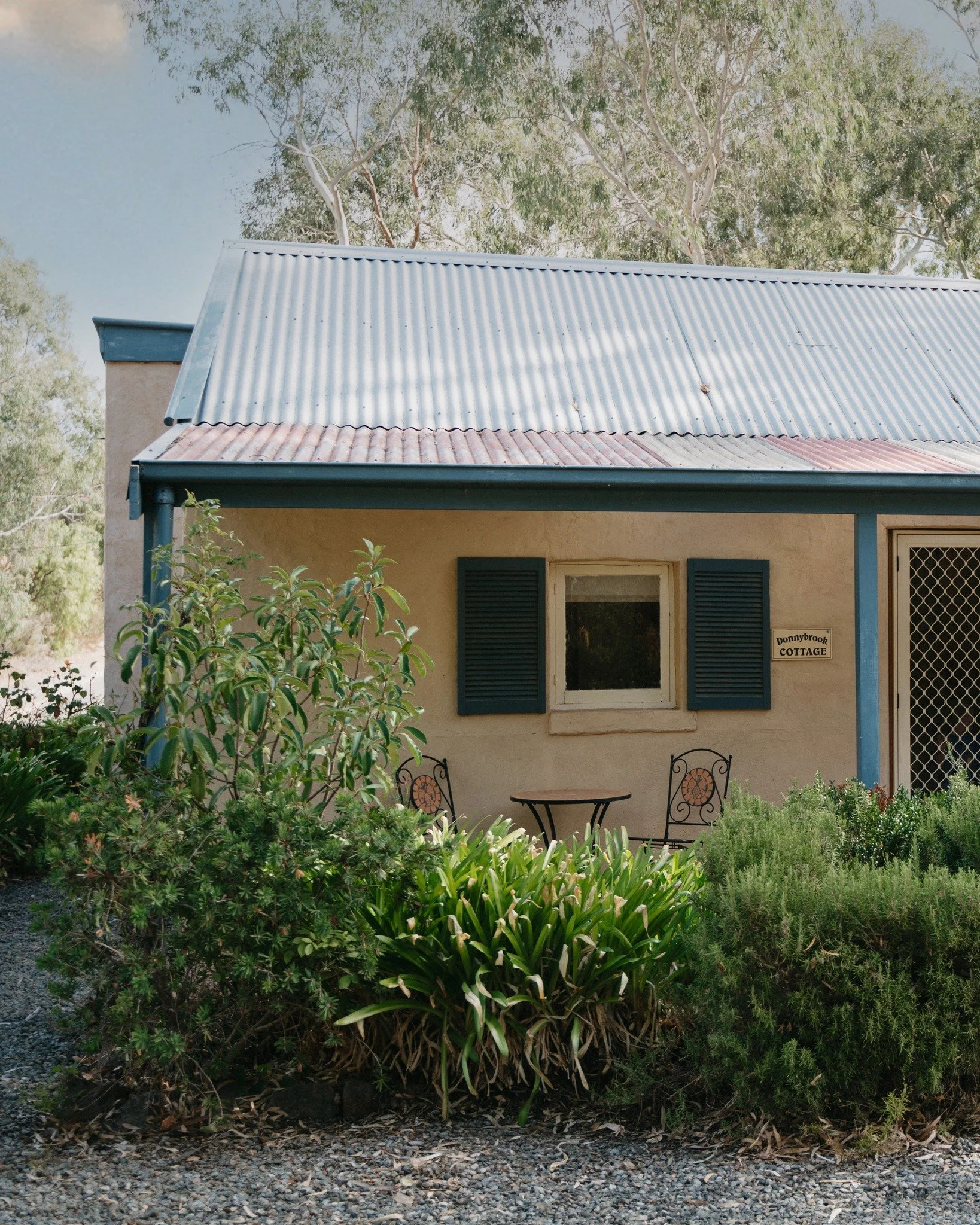 Welcome to our place... ✨

A place where country charm runs deep and life slows down. A place where you can feel warm, happy and at home. 

At Donnybrook Cottages, we believe that a quiet moment to reset, a breath of crisp country air or a great bott